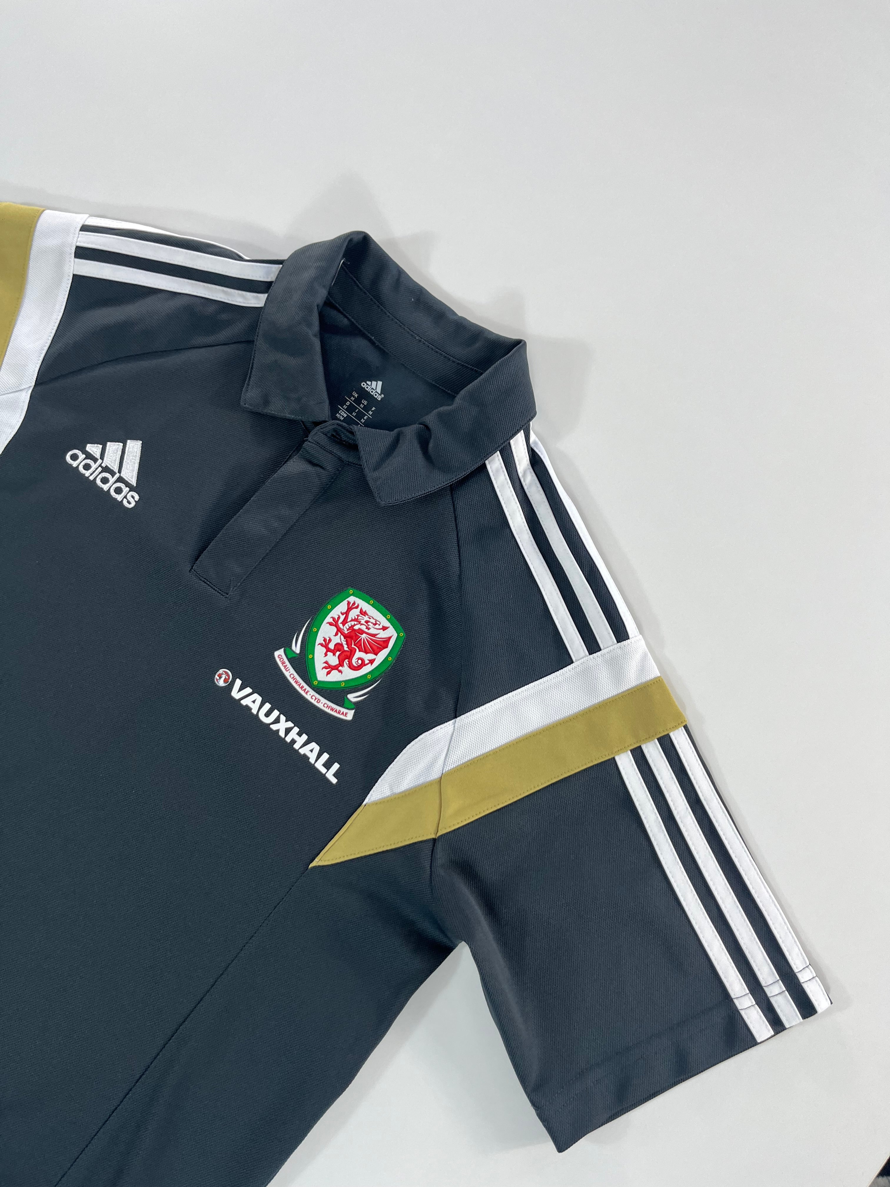 Adidas Wales válogatott pólóing