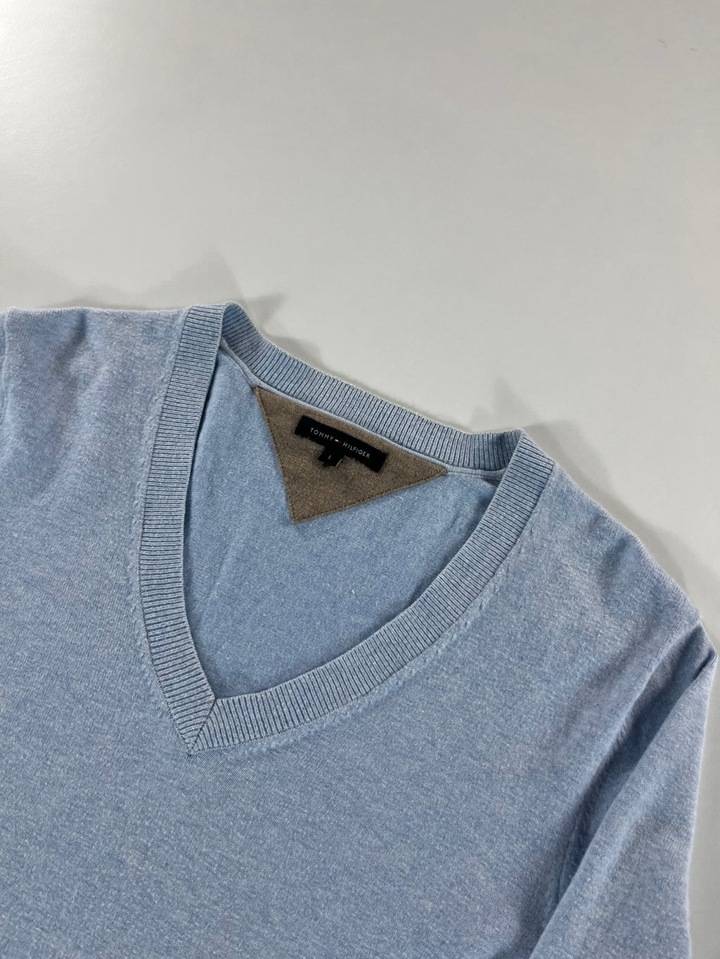 Tommy Hilfiger vékony crewneck pulóver