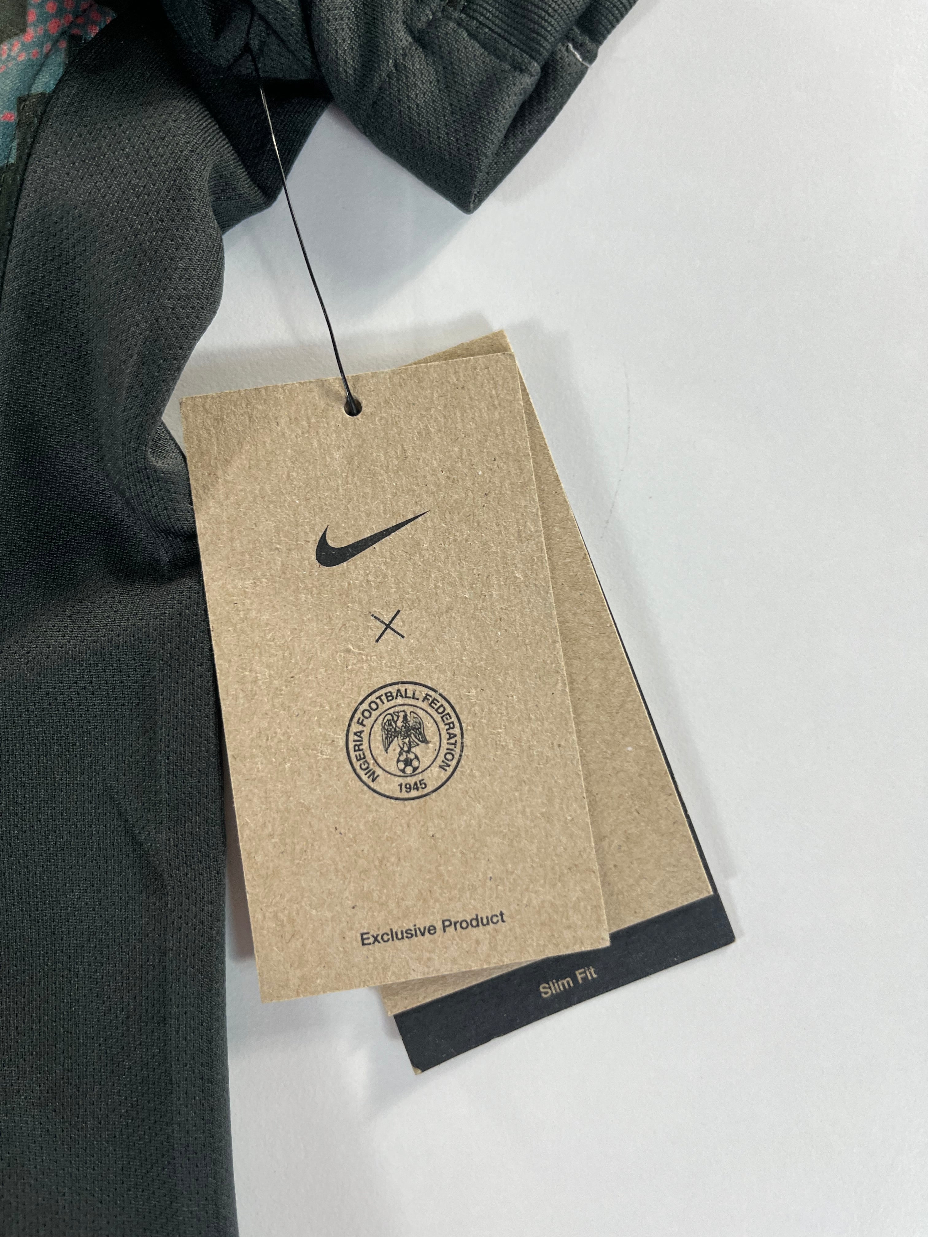 Nike Nigéria válogatott 2022-2023 idegenbeli mez