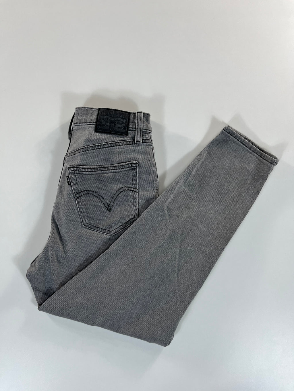 Levi's High Waisted Mom Jean 26 farmernadrág
