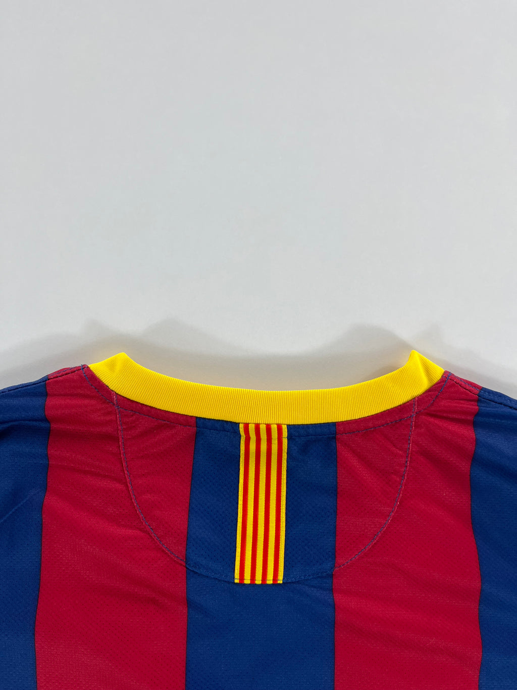 Nike F.C Barcelona 2010-2011 hazai mez