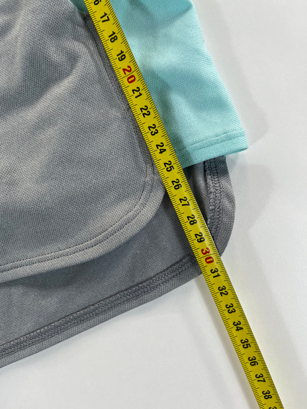 Under Armour short