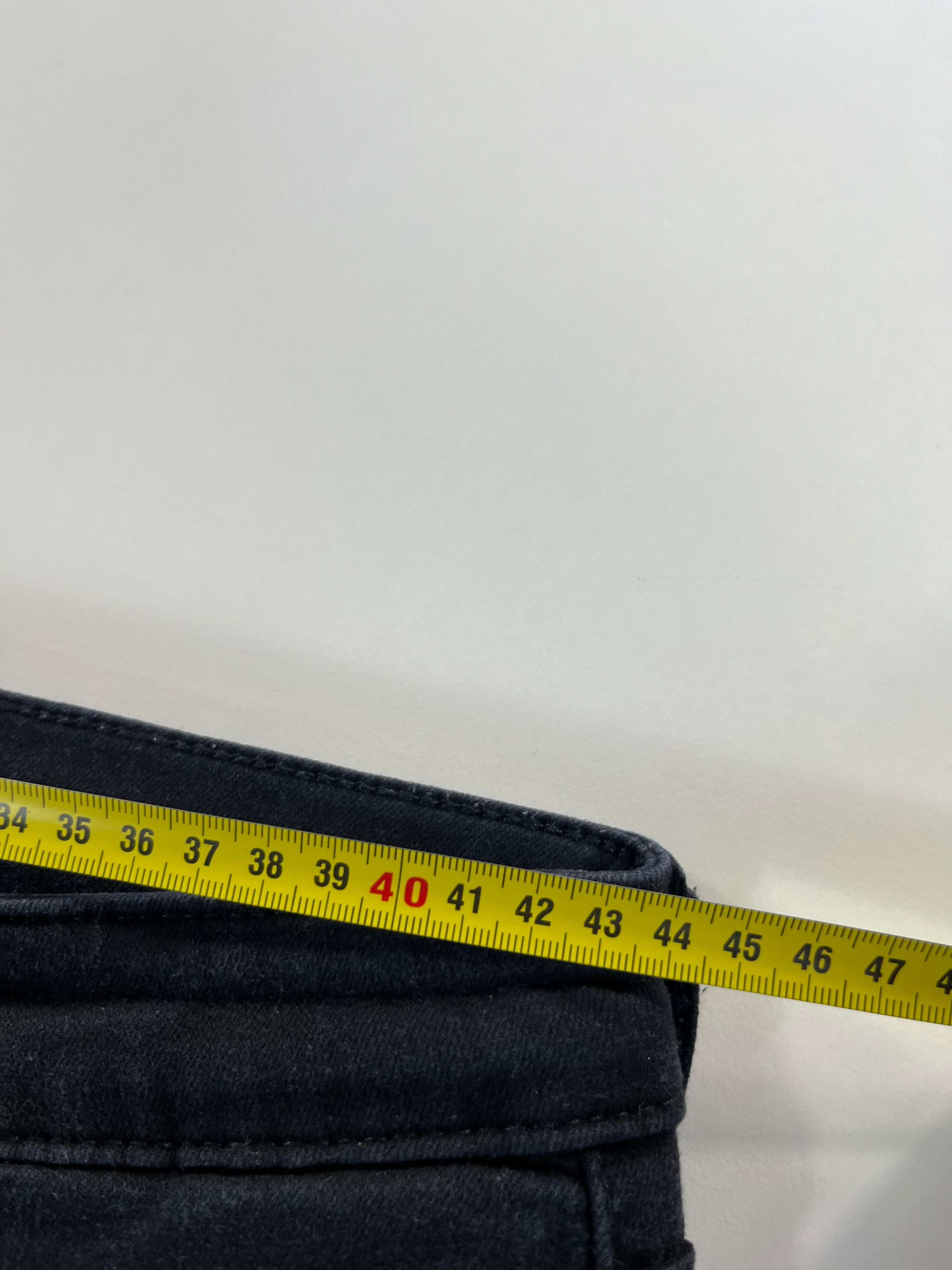 Levi's Lot 725 High Rise Bootcut 31 farmernadrág
