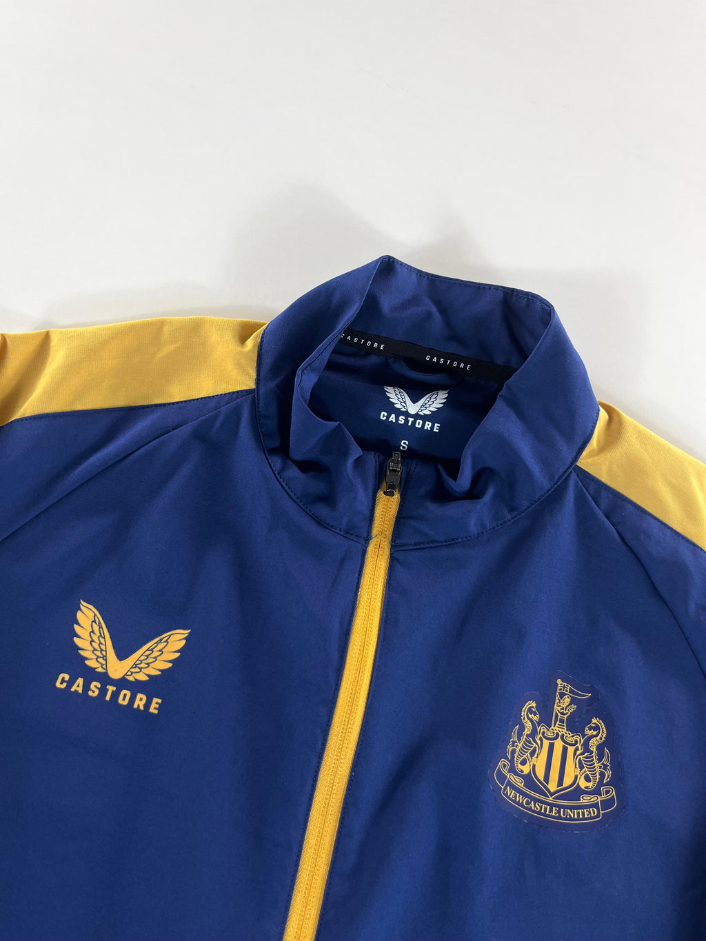 Castore Newcastle United training pulóver