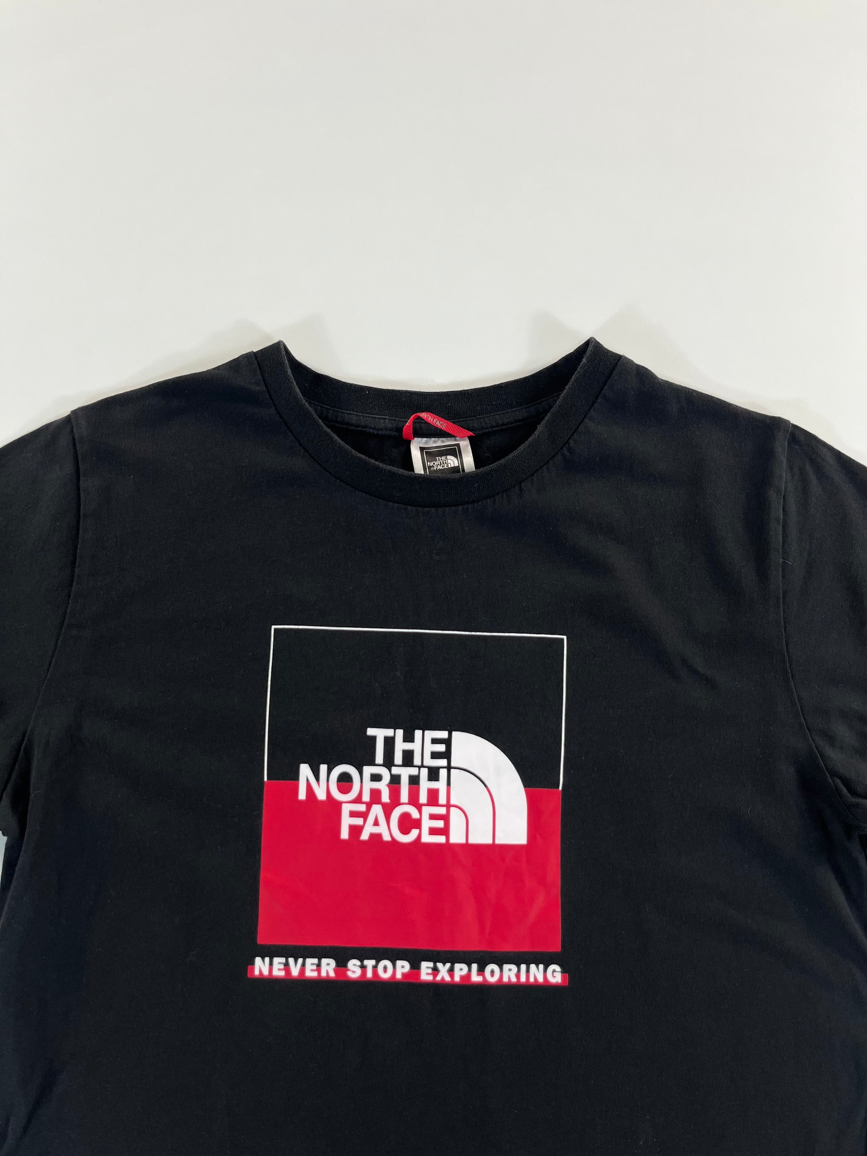 The North Face póló