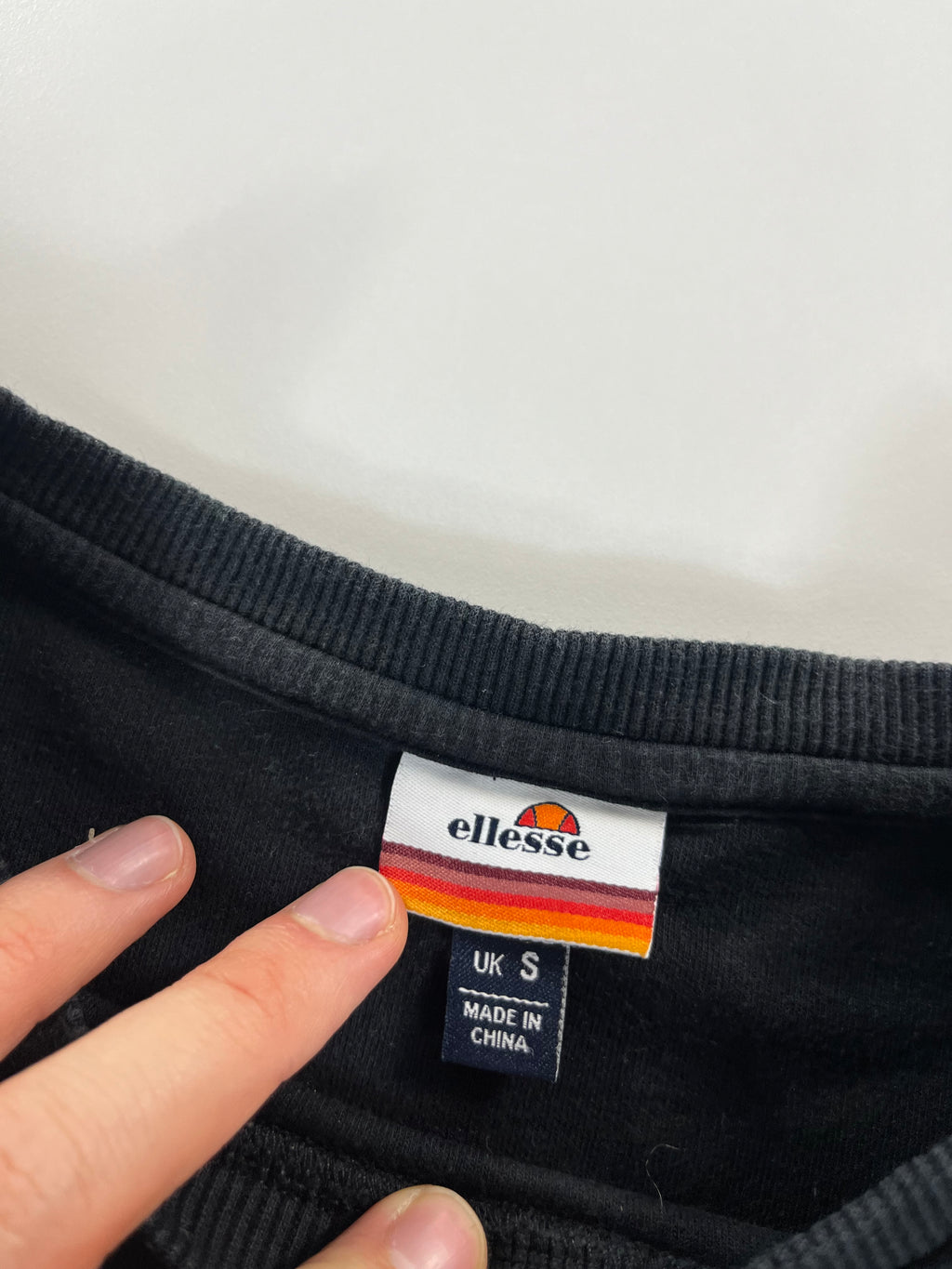 Ellesse crewneck pulóver