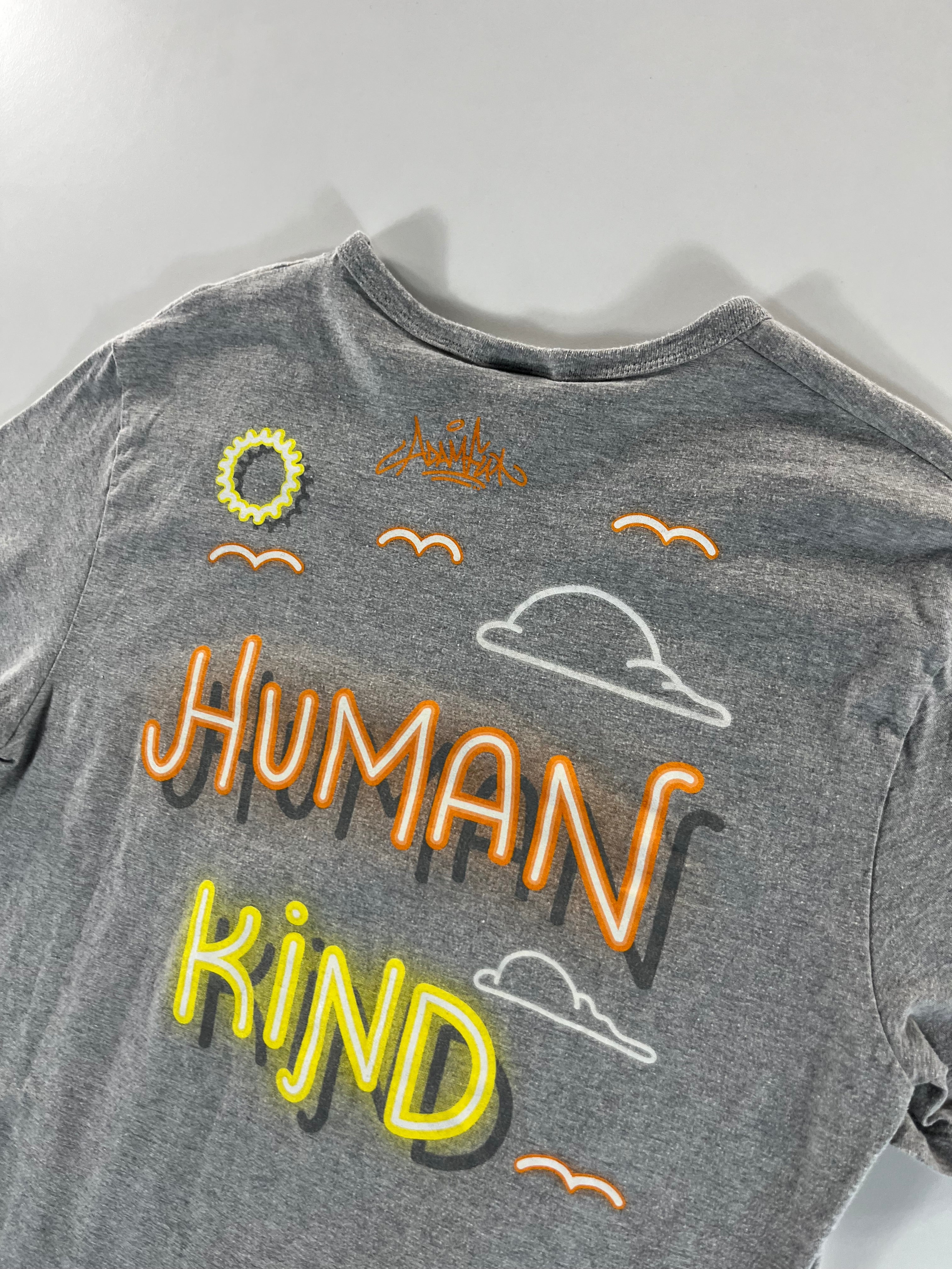Champion Human Kind póló