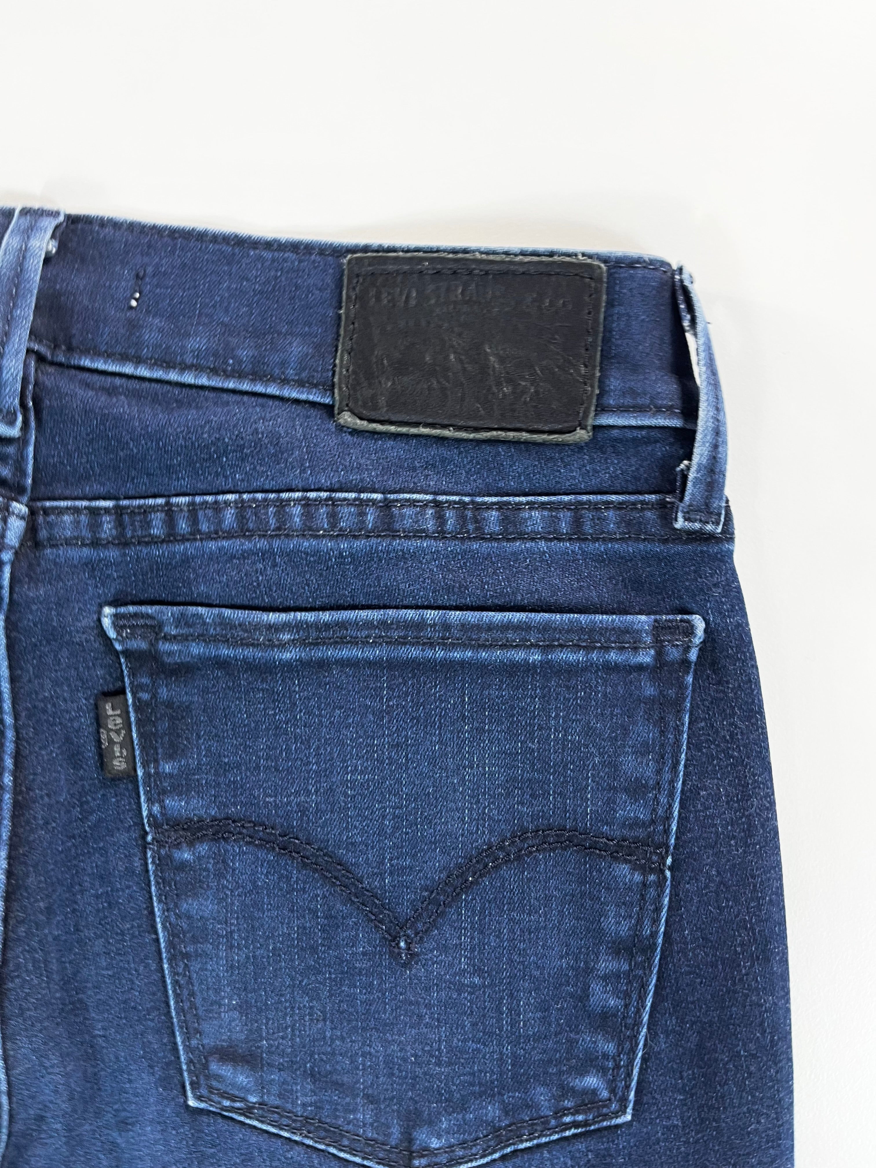 Levi's 710 Super Skinny 26 farmernadrág