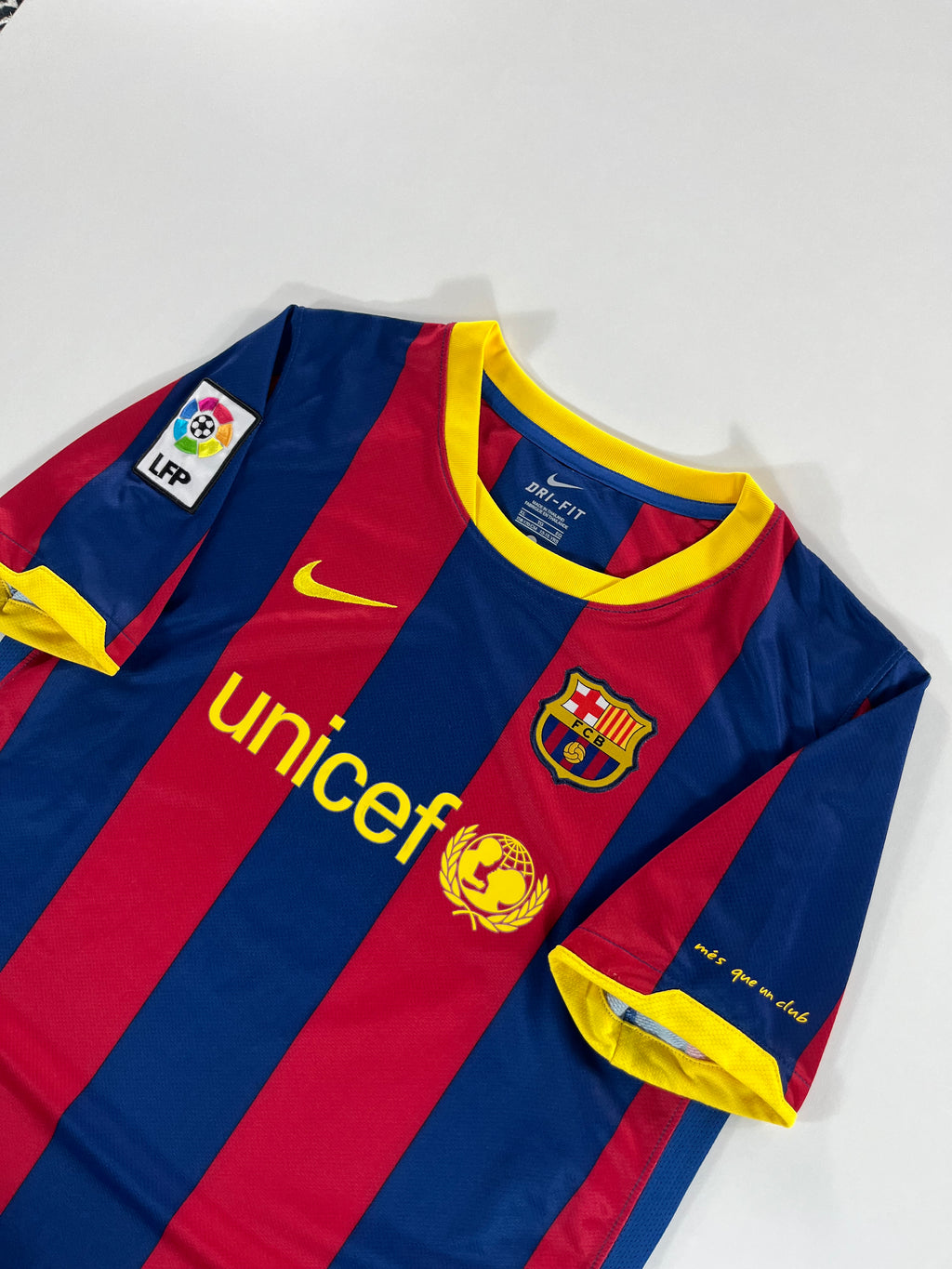 Nike F.C Barcelona 2010-2011 hazai mez
