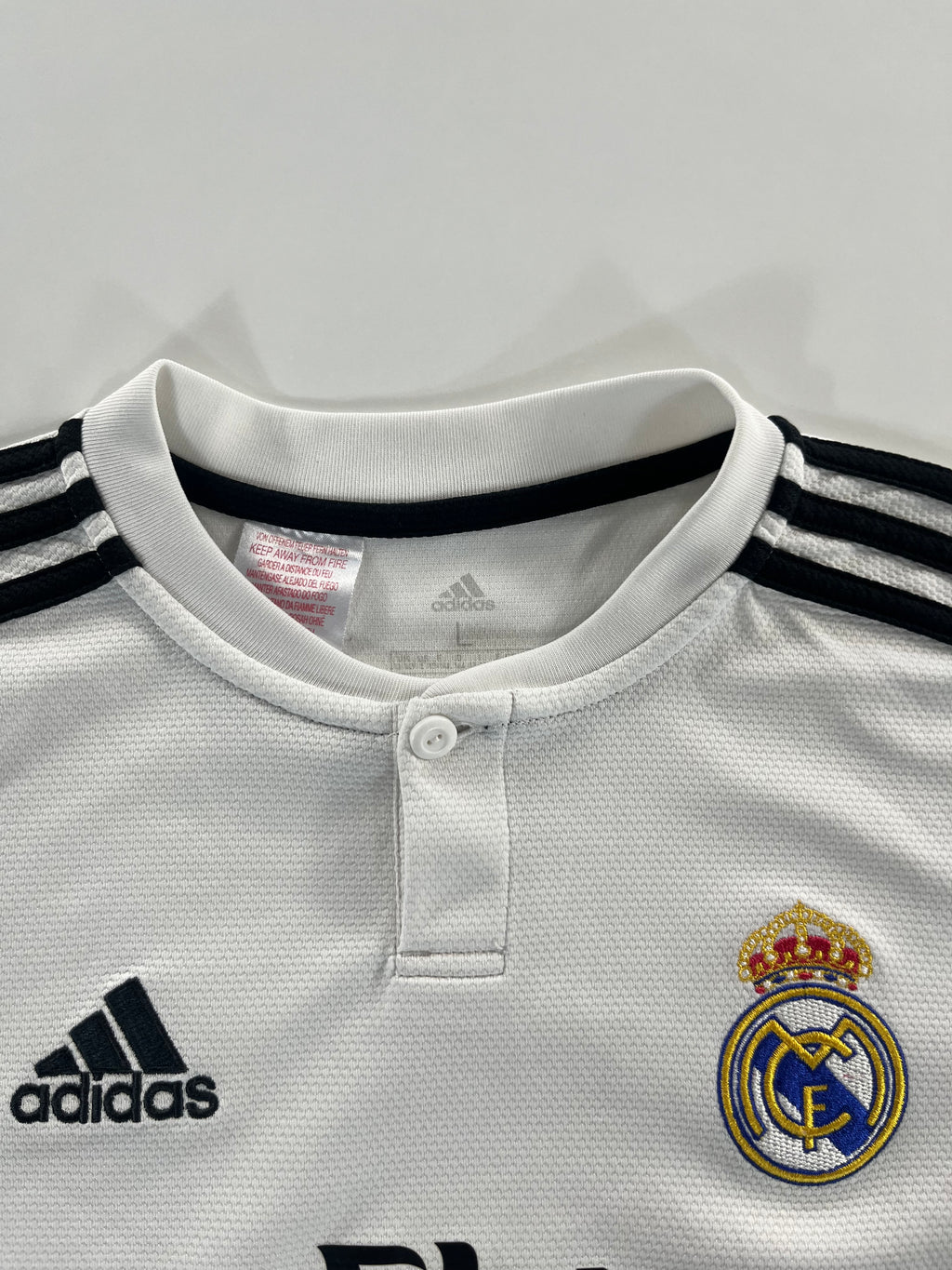 Adidas Real Madrid 2018-2019 hazai mez