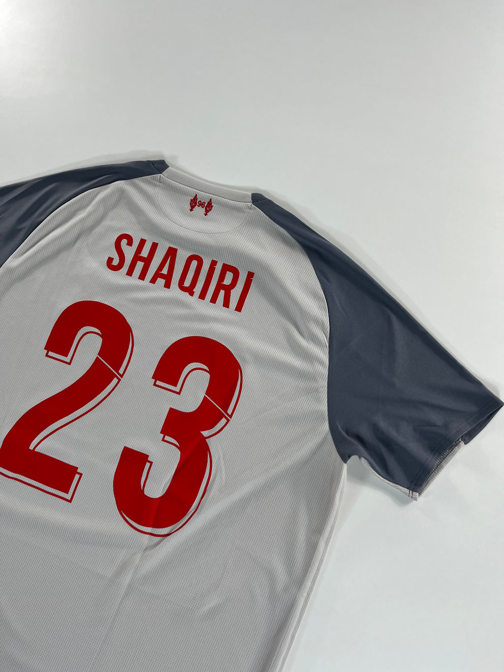 New Balance 2018-2019 Xerdan Shaqiri alternatív mez