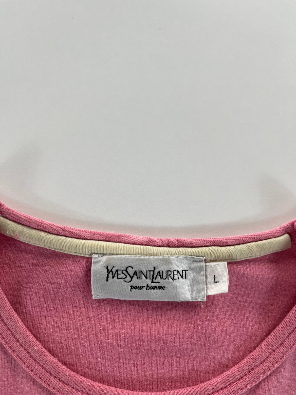 Yves Saint Laurent póló