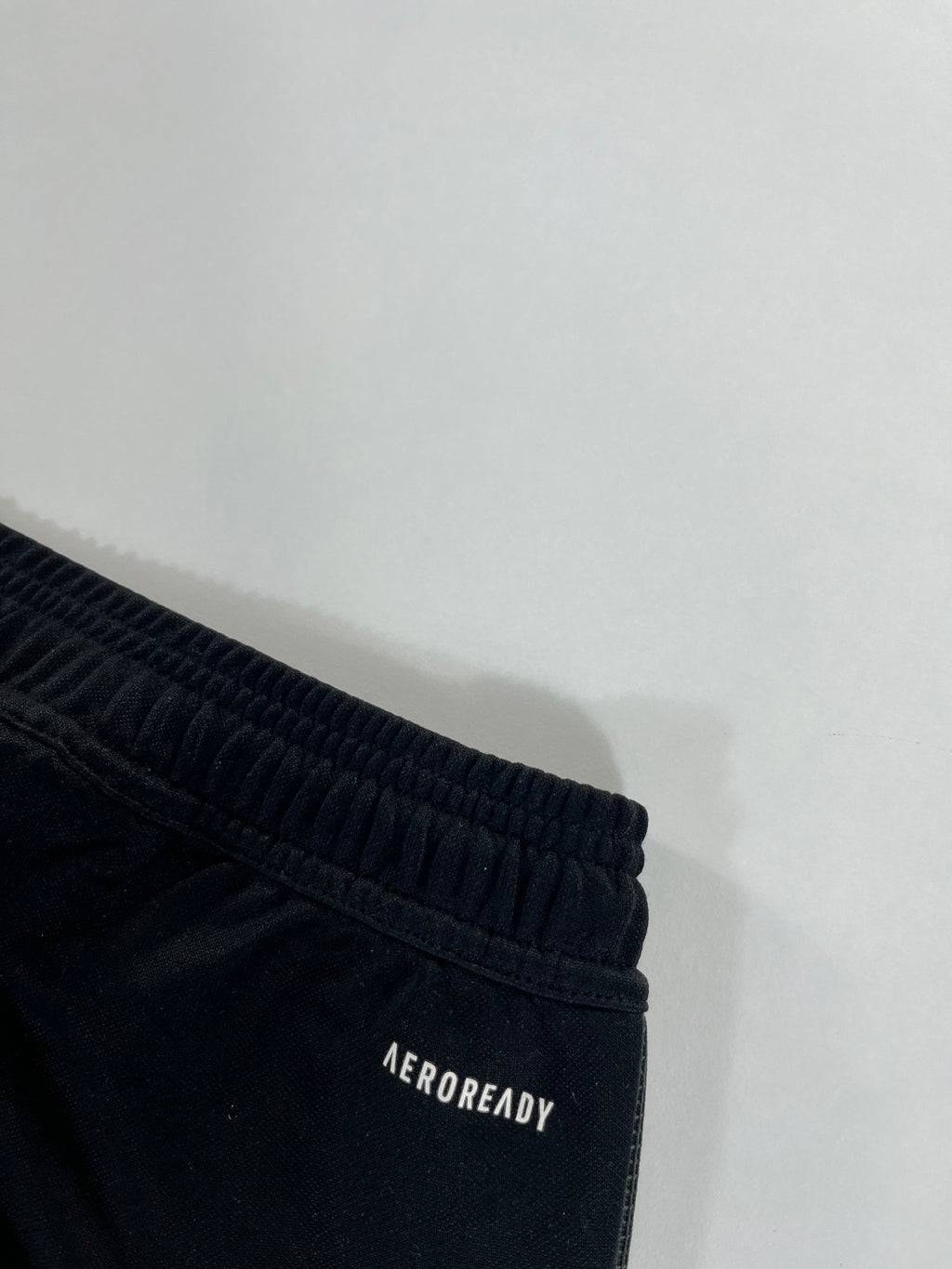 Adidas Tiro nadrág