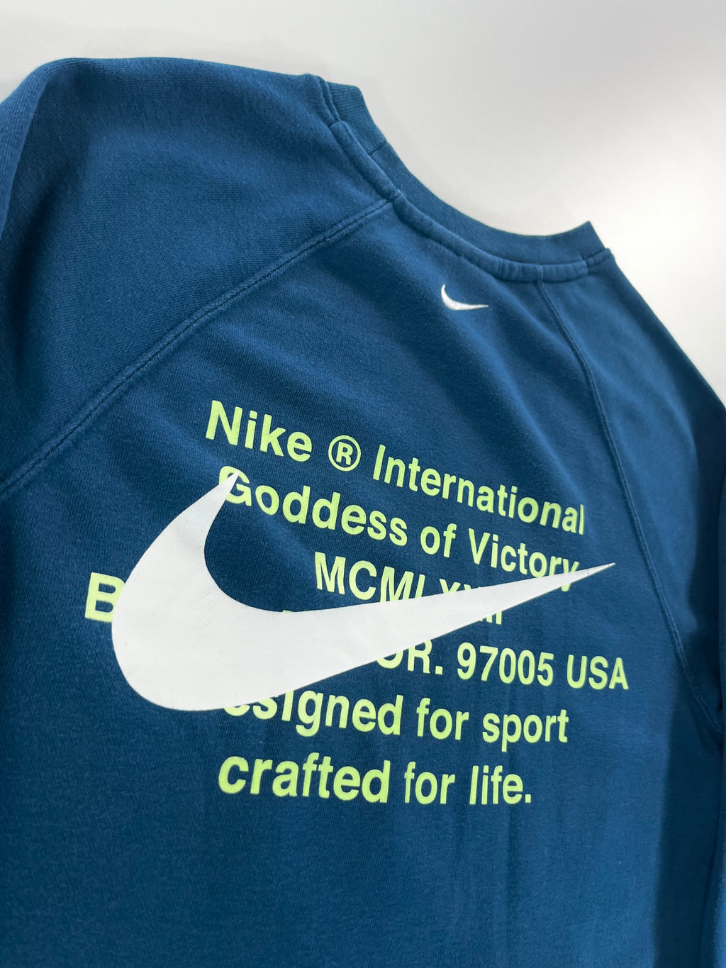 Nike Swoosh crewneck pulóver