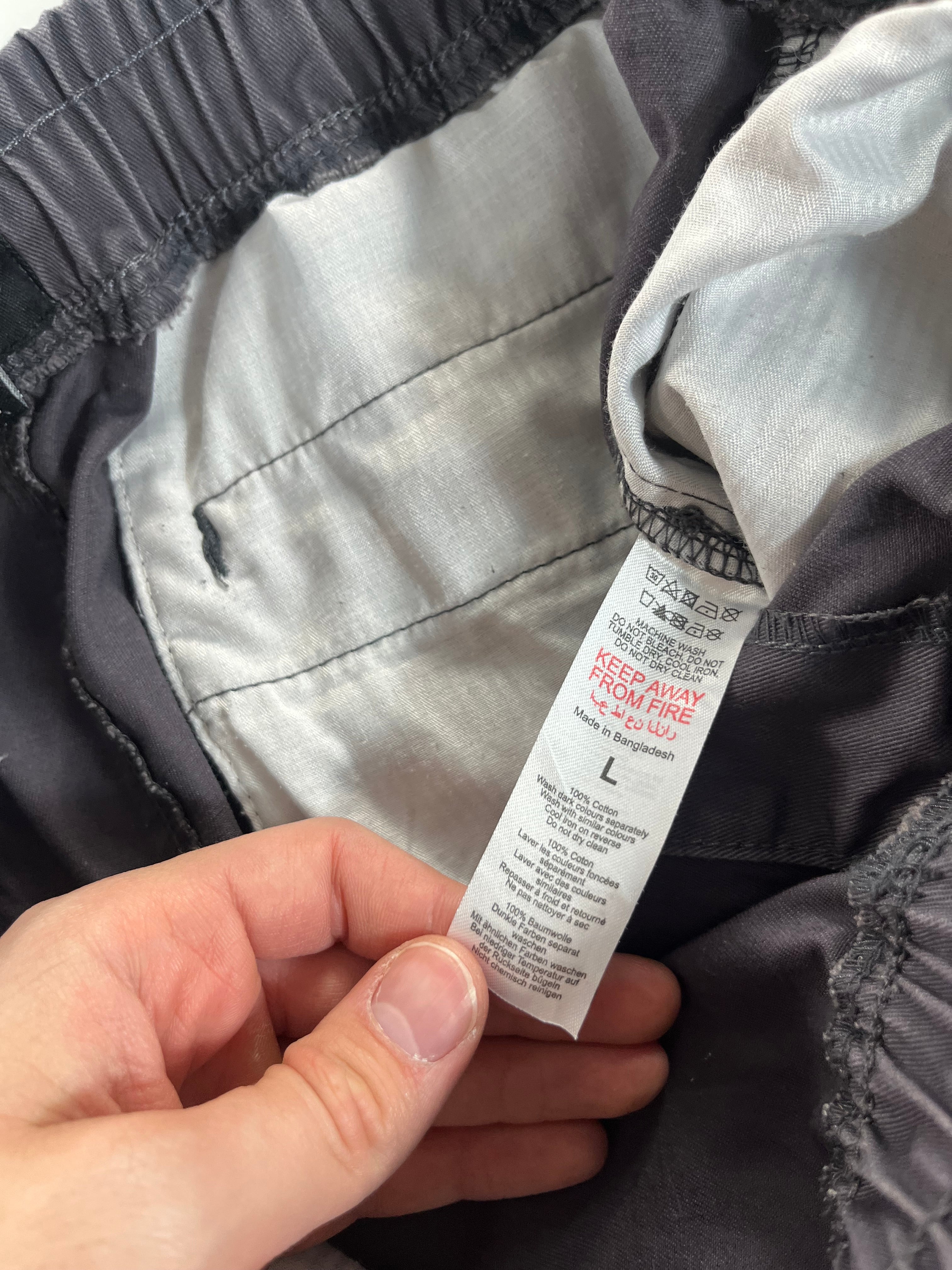 MAN cargo short