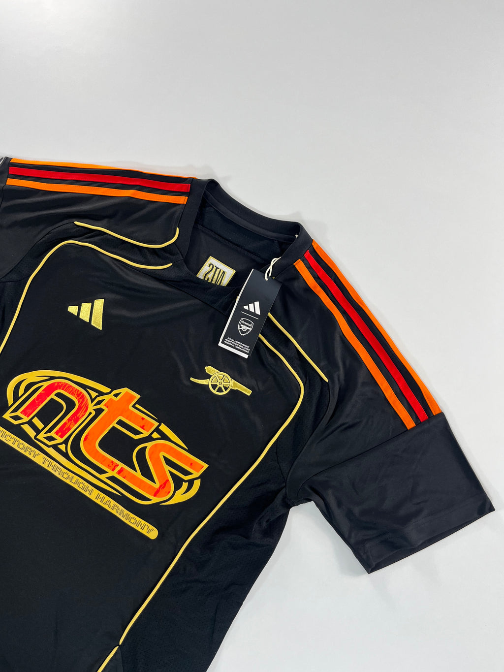 Adidas Arsenal x NTS 2025-2026 Special Edition mez