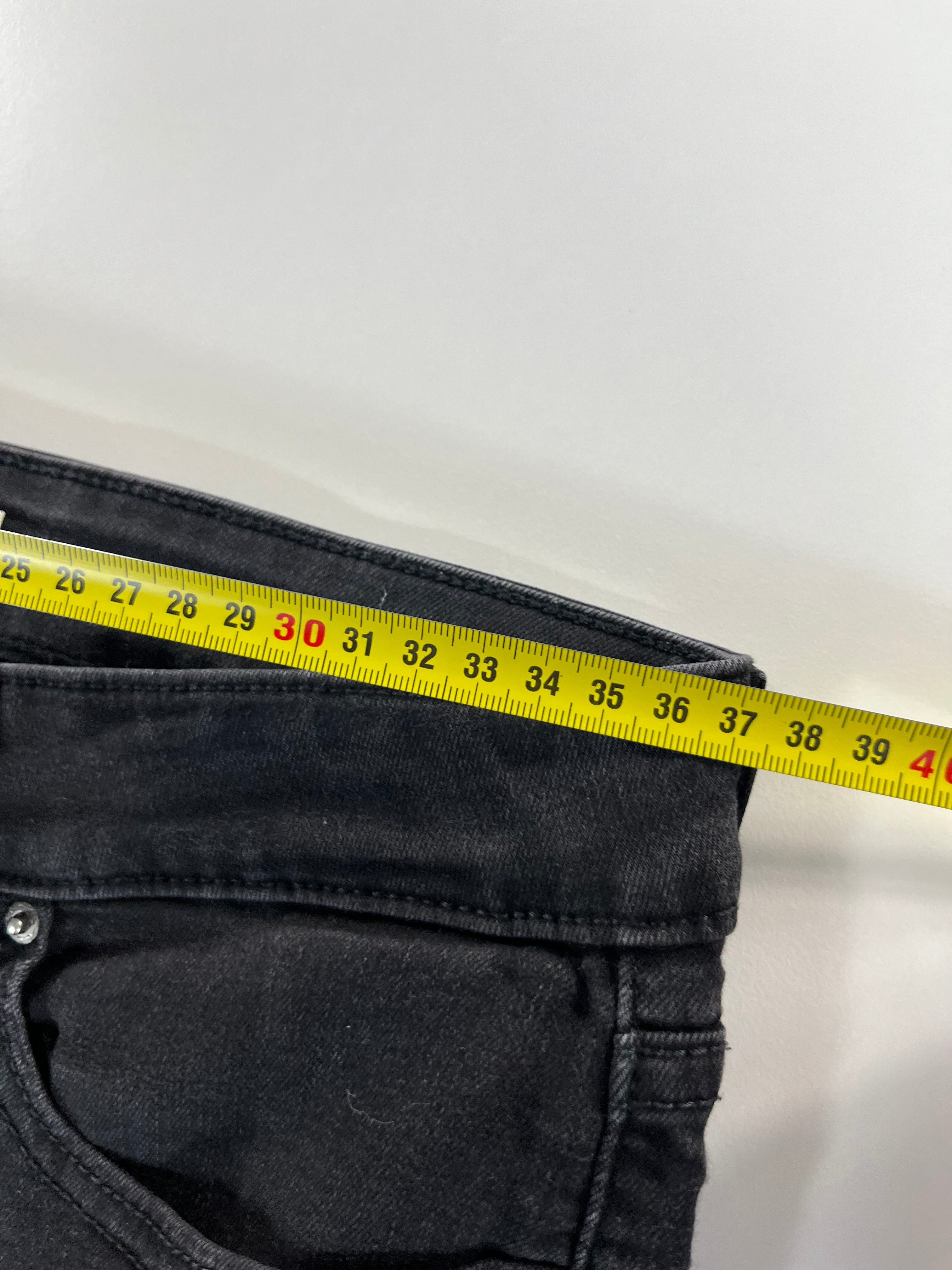 Levi's 711 Skinny 28 farmernadrág