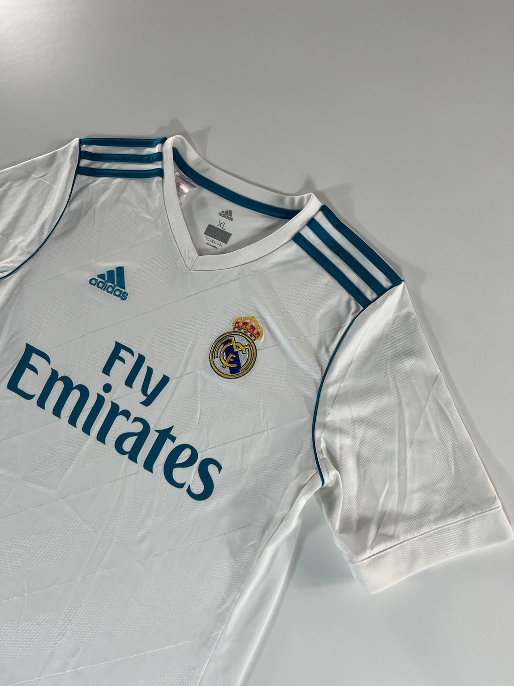 Adidas Real Madrid 2017-2018 hazai mez