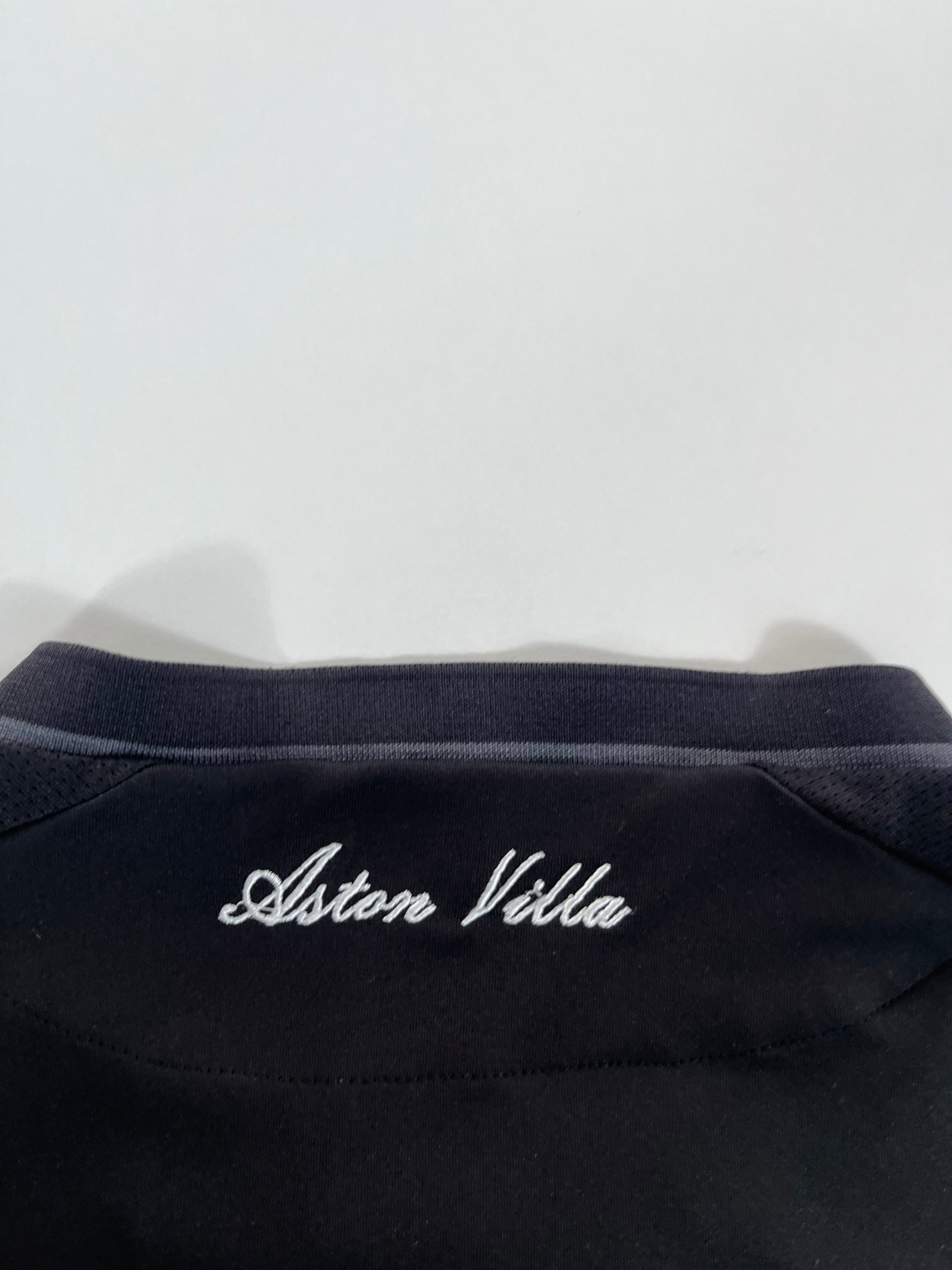 Macron Aston Villa 2015-2016 hazai kapus mez
