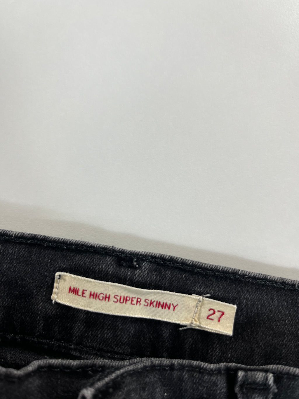 Levi's Lot Mile High Super Skinny 27 farmernadrág