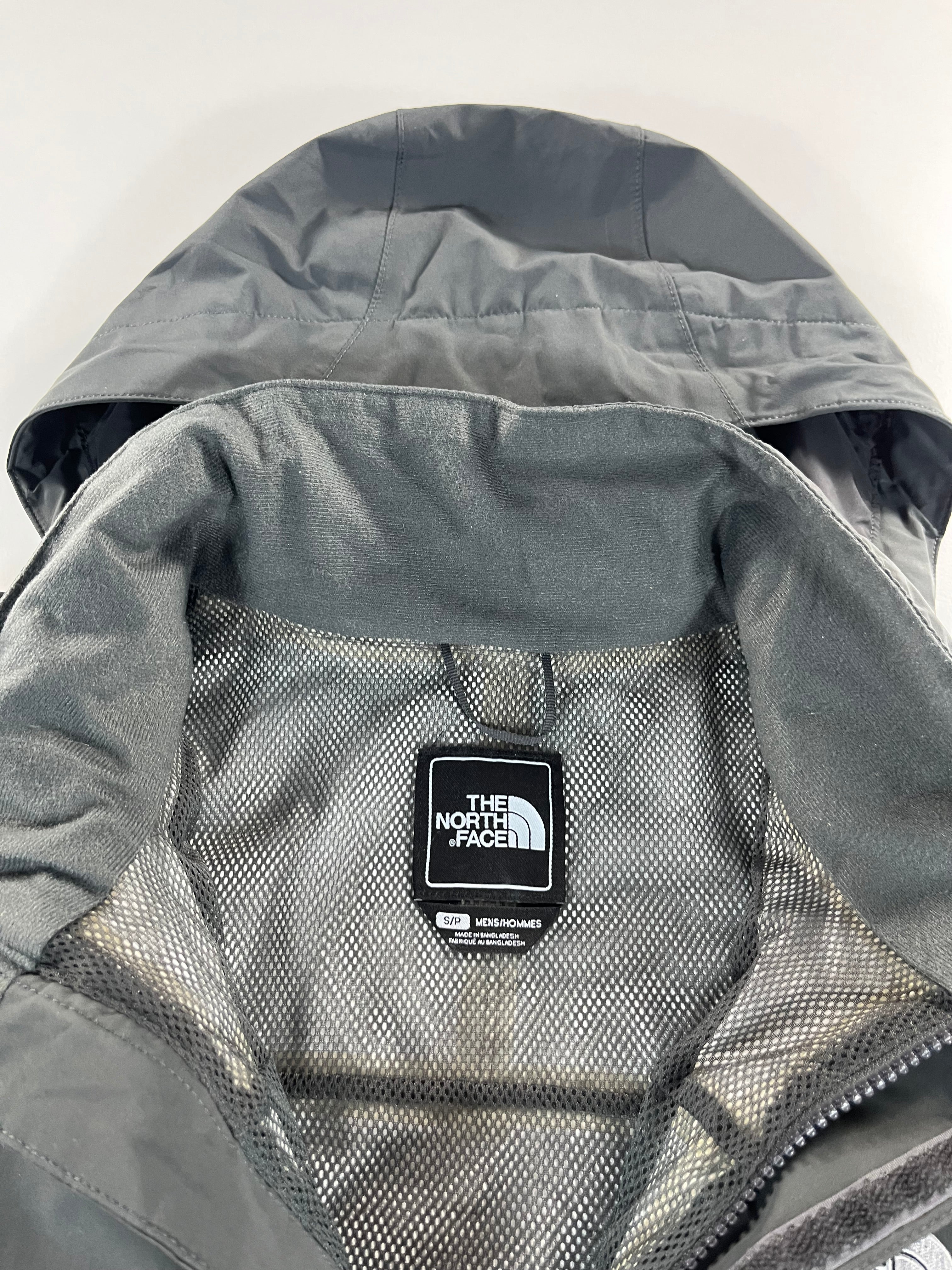 The North Face Hyvent Sangro vizálló dzseki