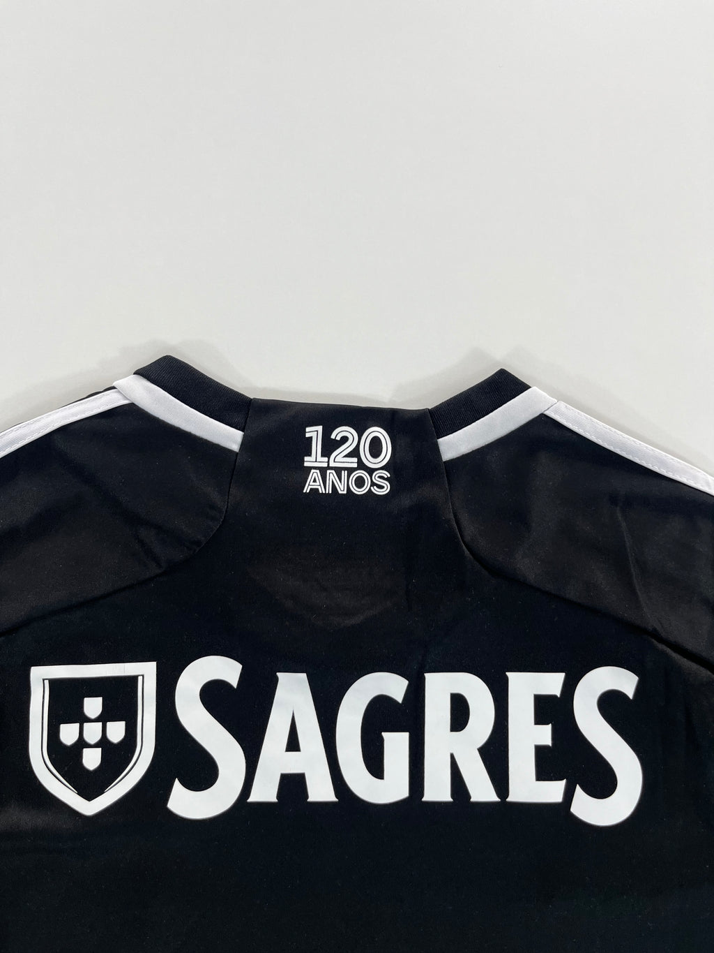 Adidas Benfica 2023-2024 idegenbeli mez