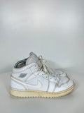 Nike Air Jordan 1 Mid cipő