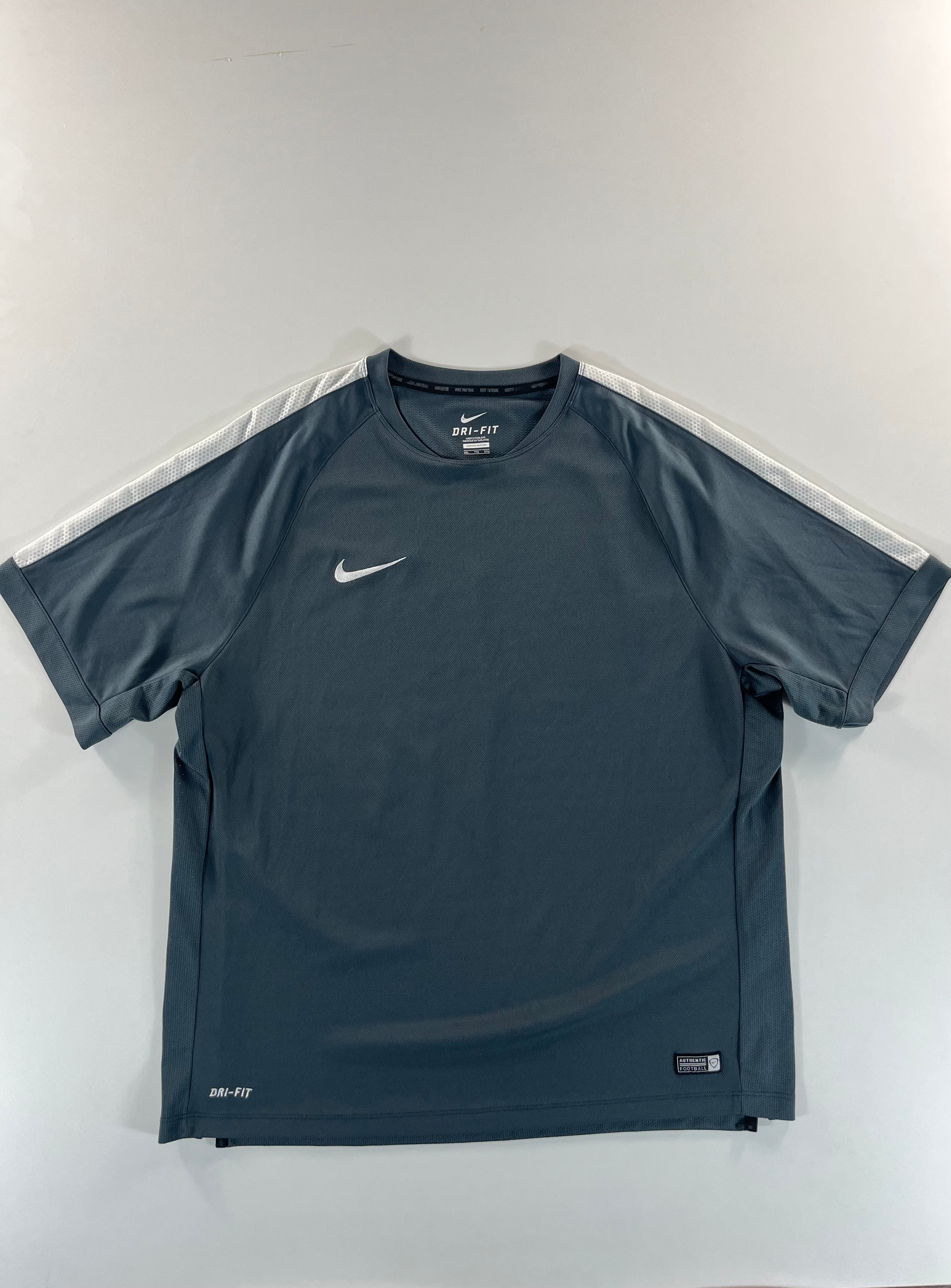 Nike Team training póló