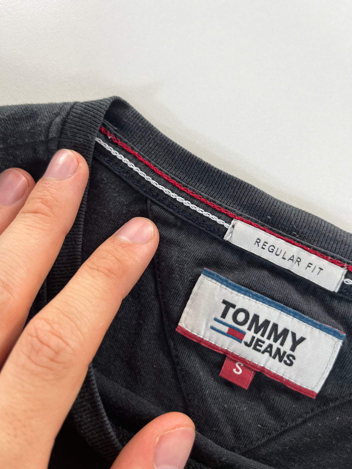 Tommy Jeans Regular Fit póló