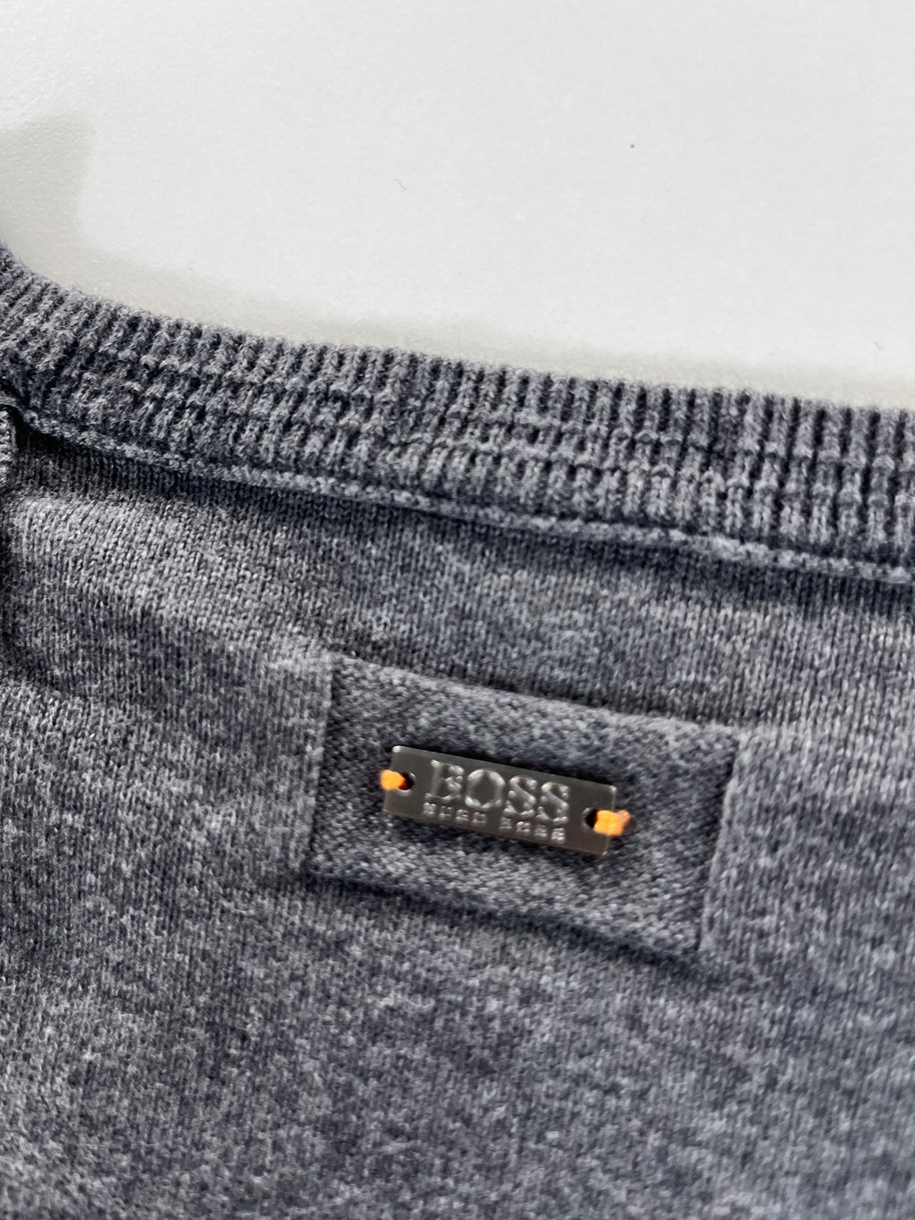 Hugo Boss Slim Fit crewneck pulóver