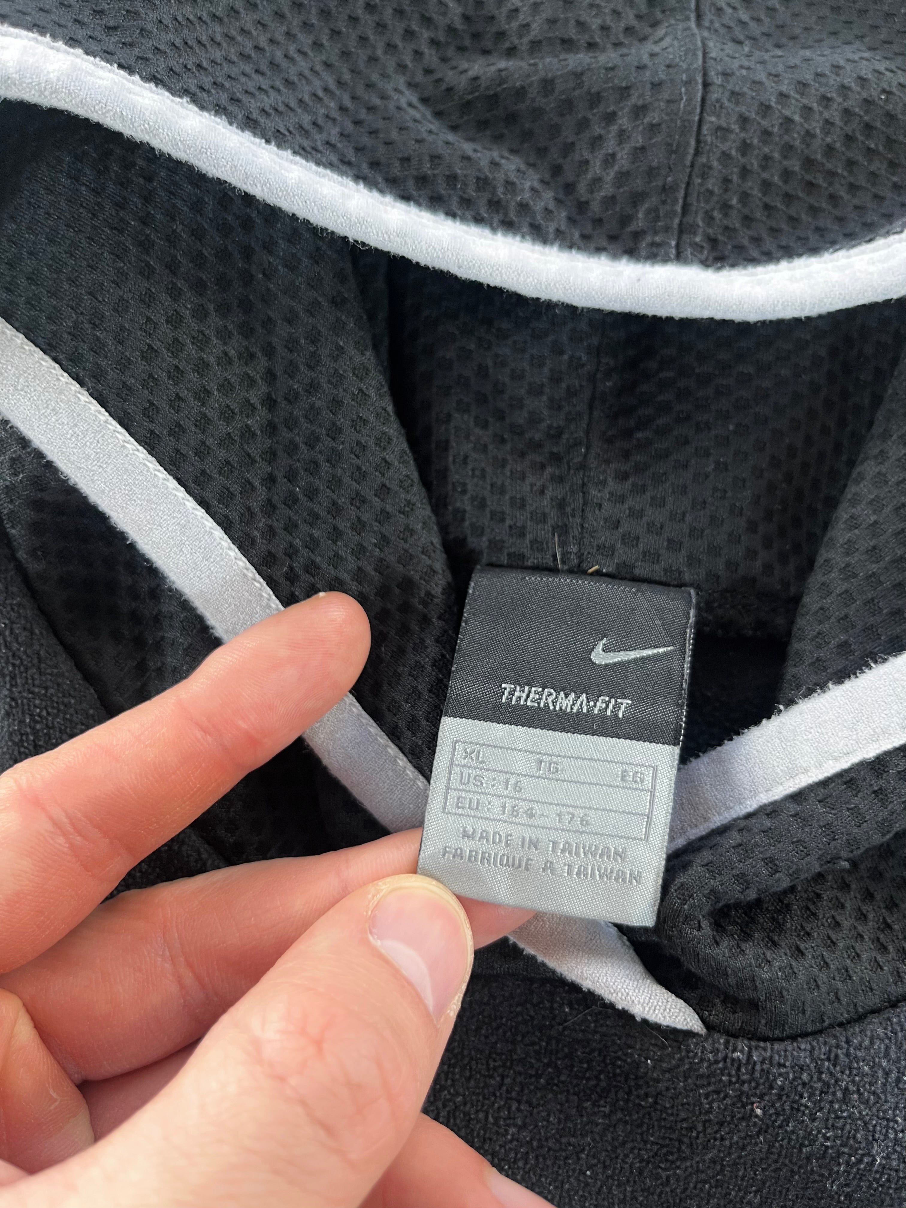 Nike Therma Fit pulóver