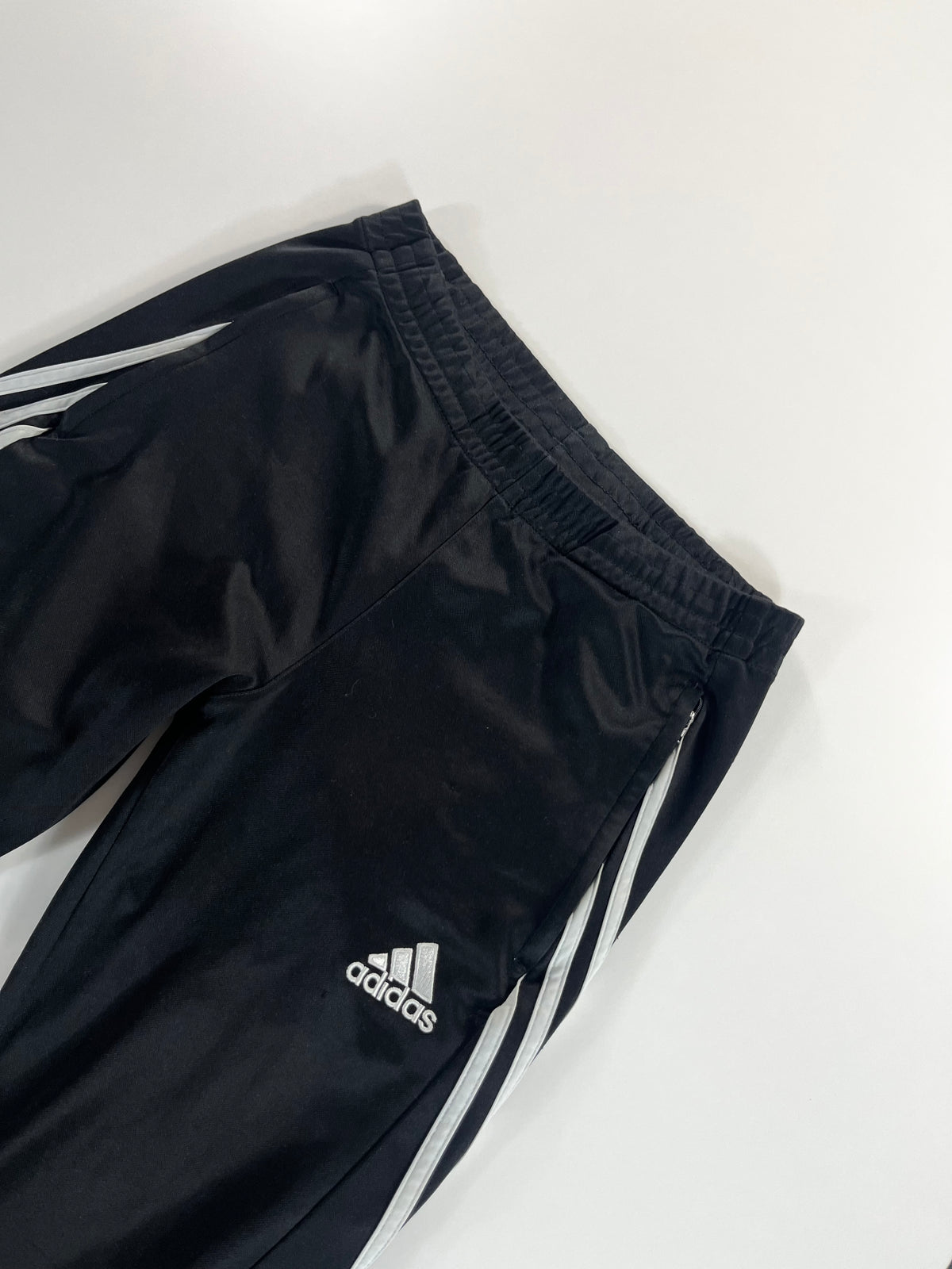 Adidas Tracksuit nadrág