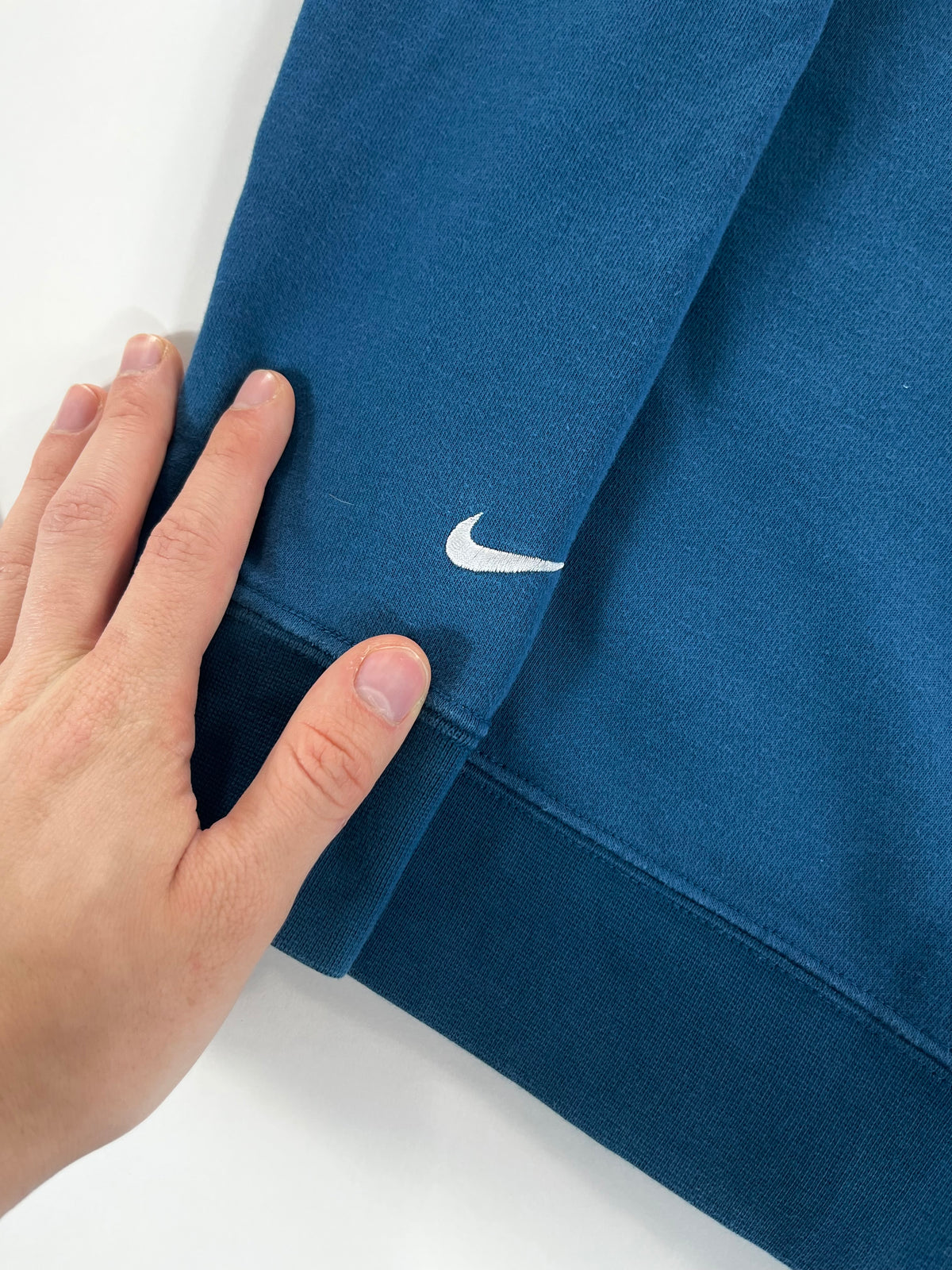 Nike Swoosh crewneck pulóver