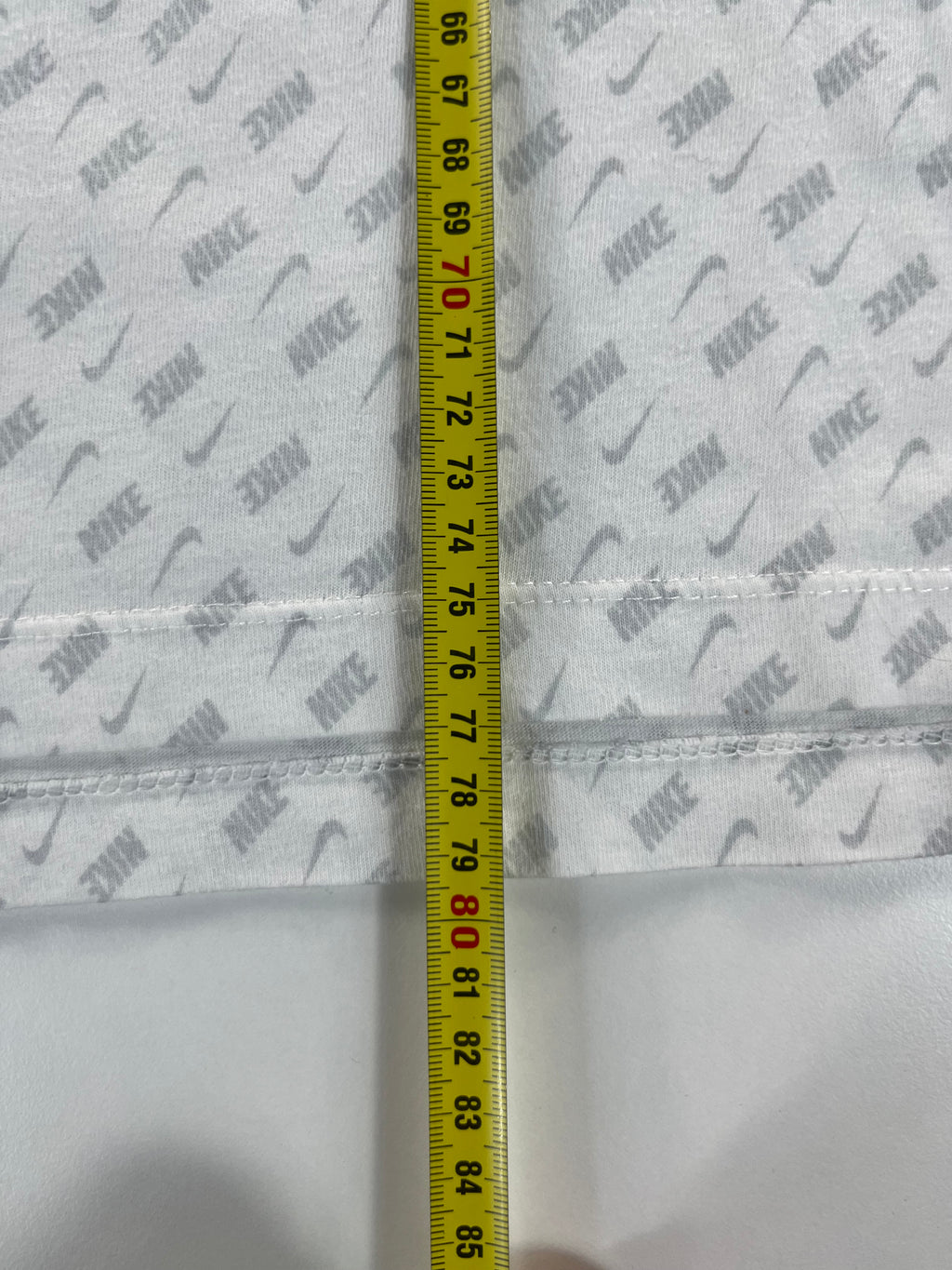 Nike Tee Standard Fit póló