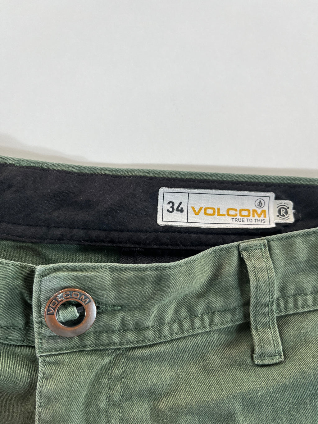 Volcom short