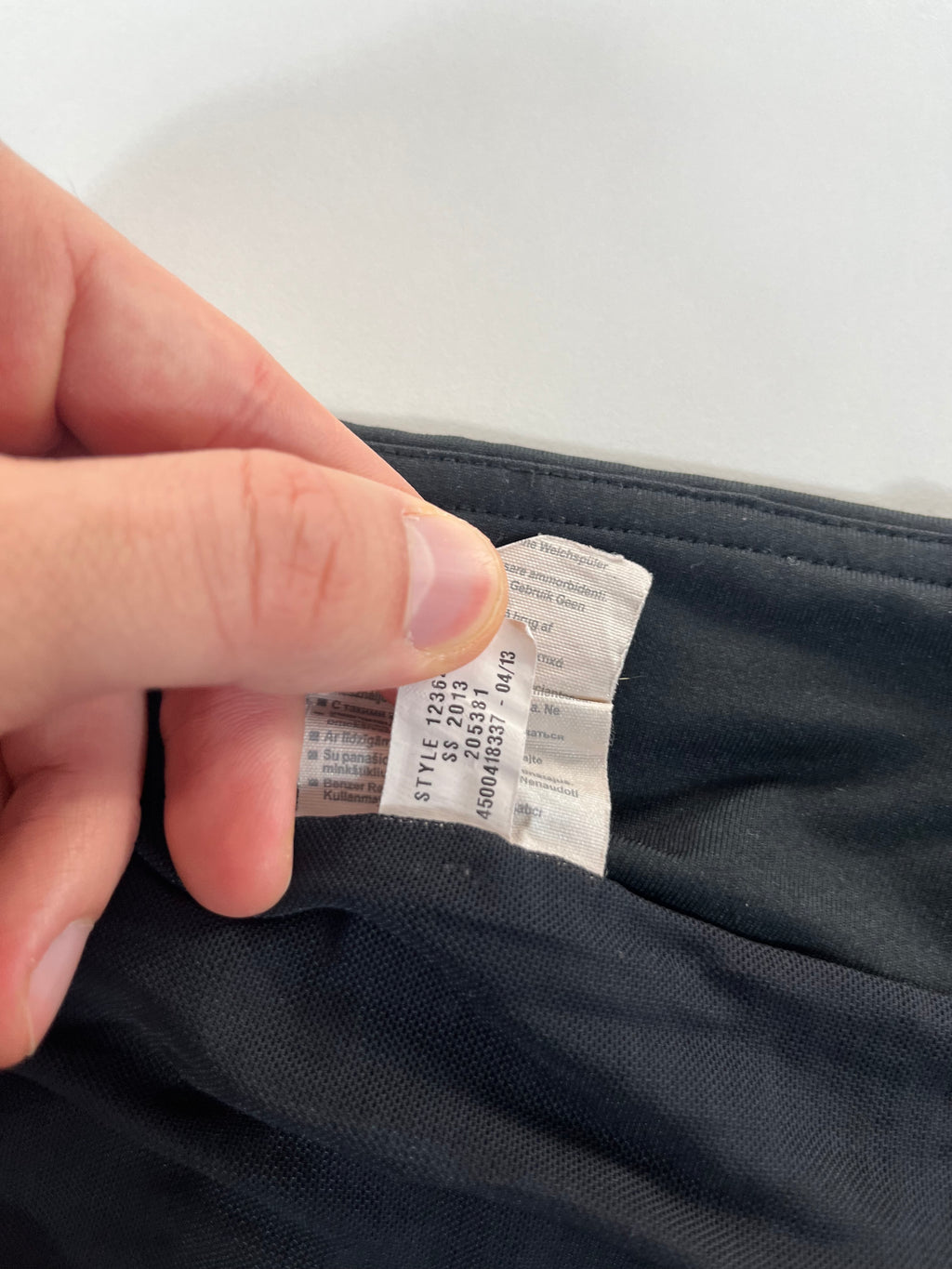 Under Armour short