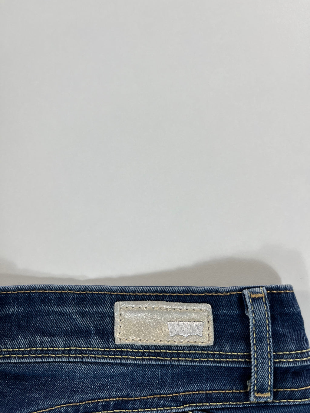 Levi's Demi Curve Skinny 28 farmernadrág