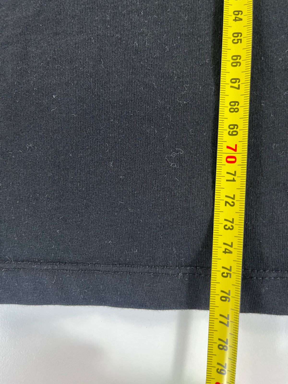 Bershka Naruto Uciha Sasuke póló