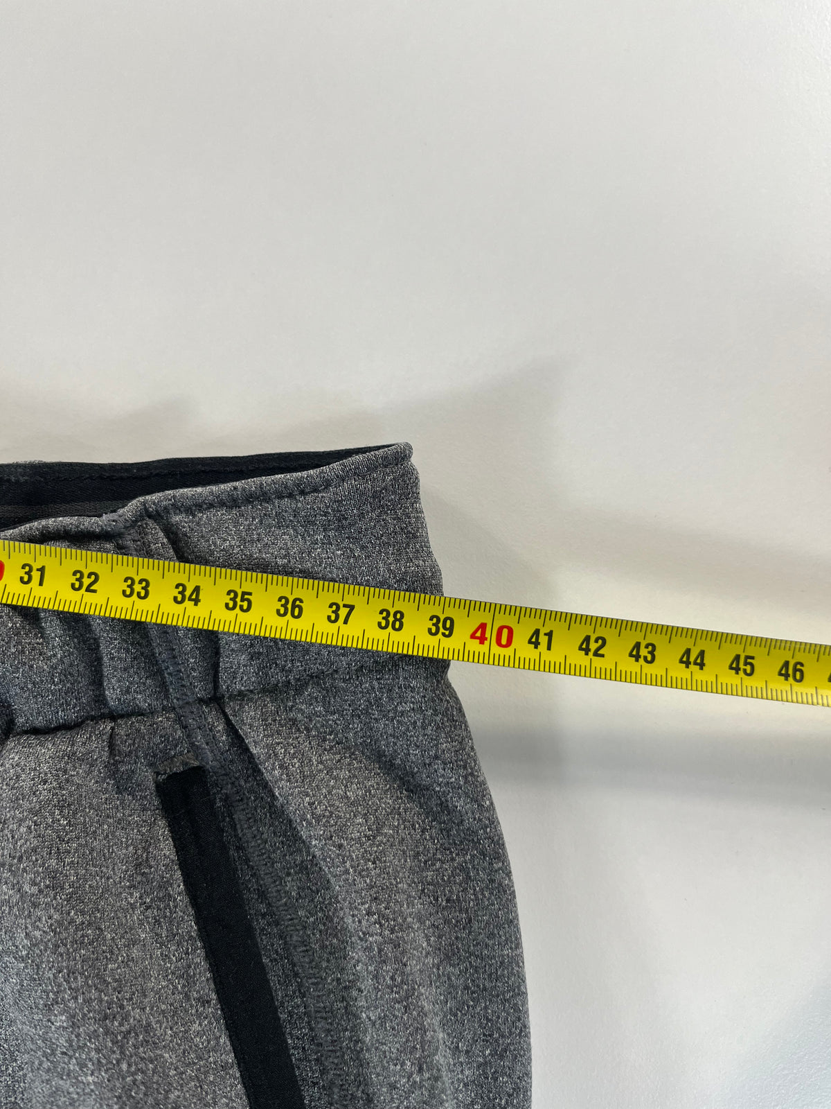 Nike Therma-Fit nadrág