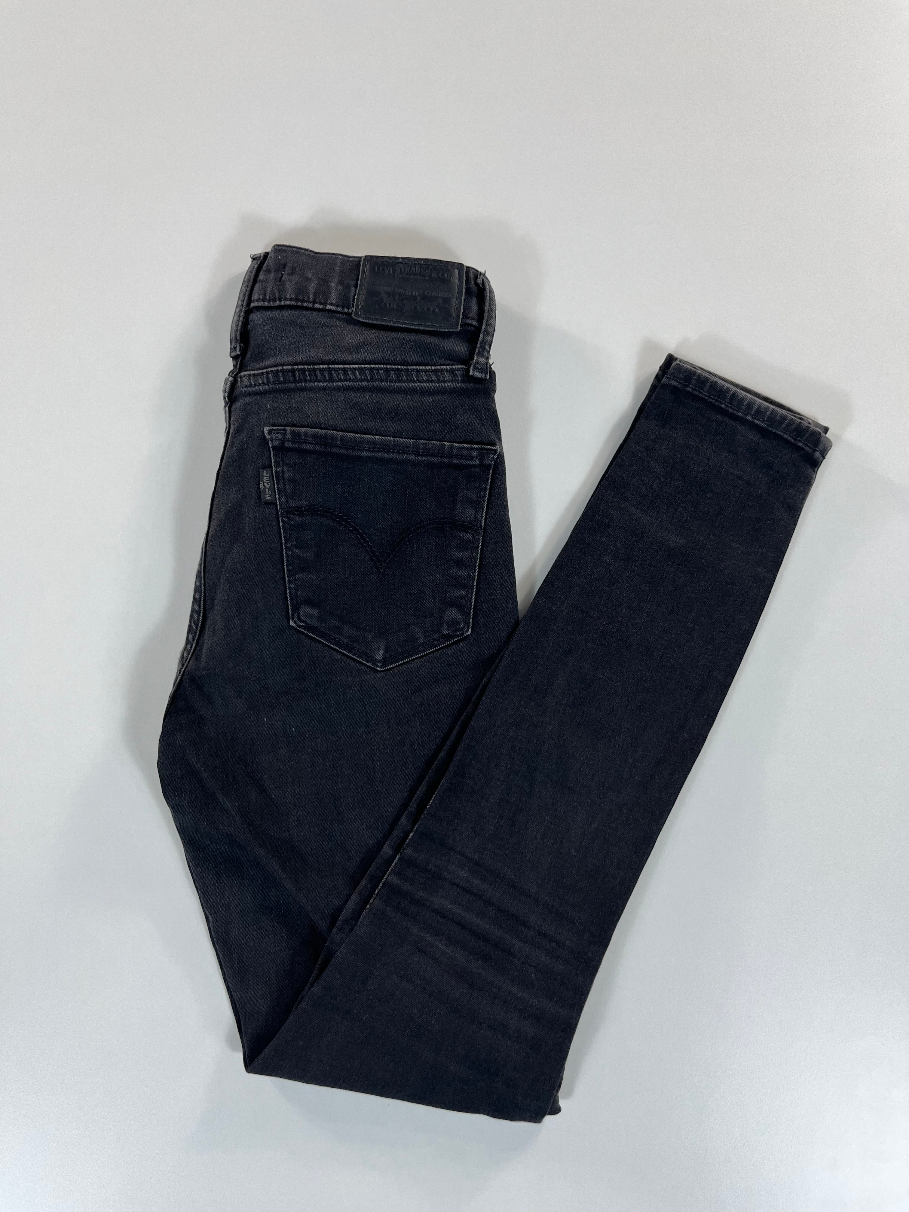 Levi's Lot 720 High Rise Super Skinny 25 farmernadrág