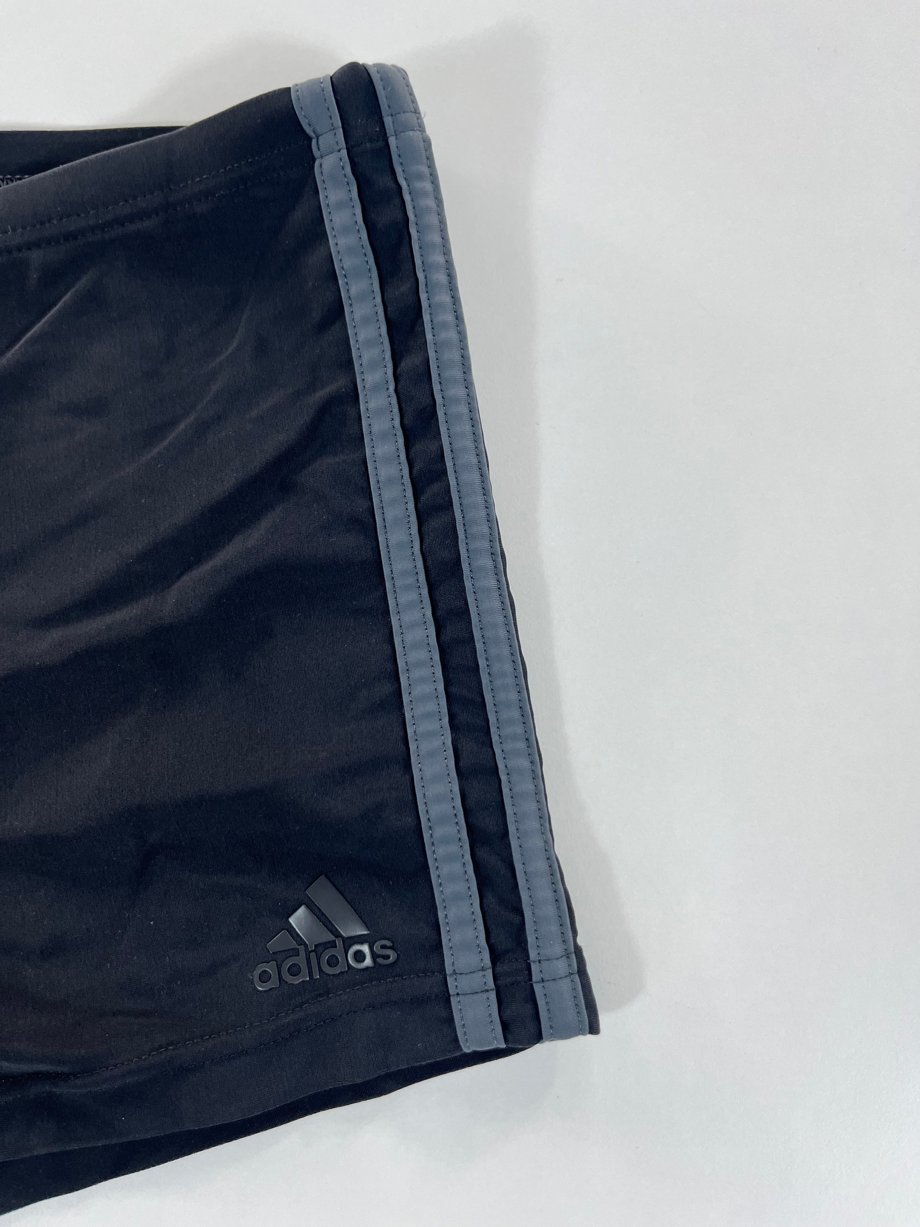 Adidas fürdőshort