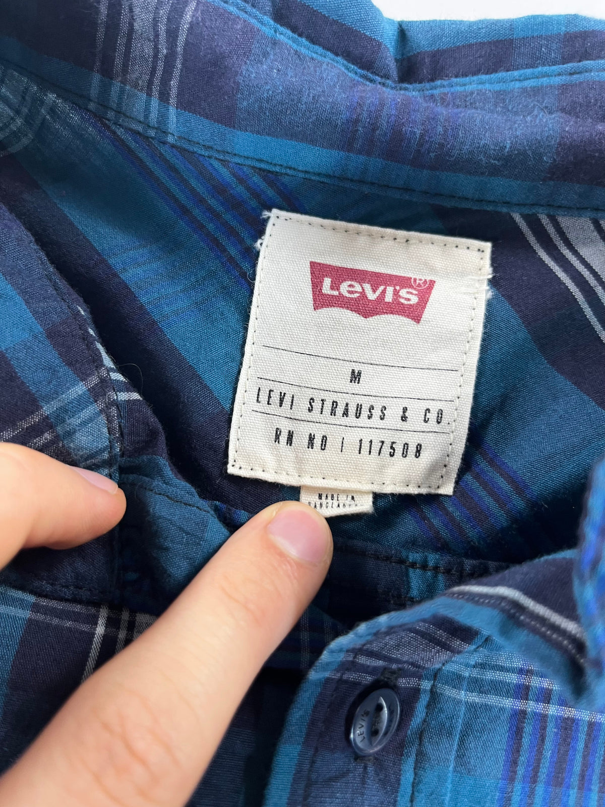 Levi's anime ing