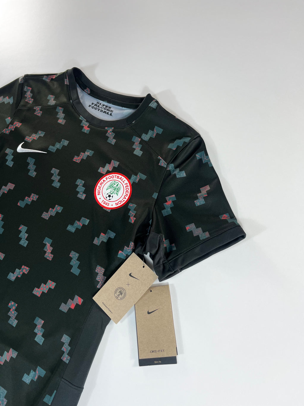 Nike Nigéria válogatott 2022-2023 idegenbeli mez