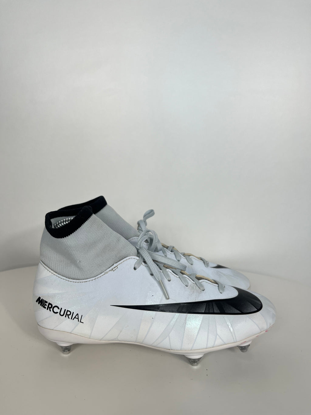 Nike Mercurial Victory x CR7 cipő