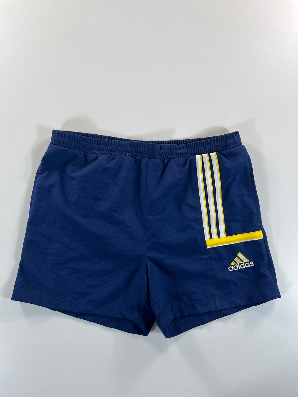 Adidas vintage short