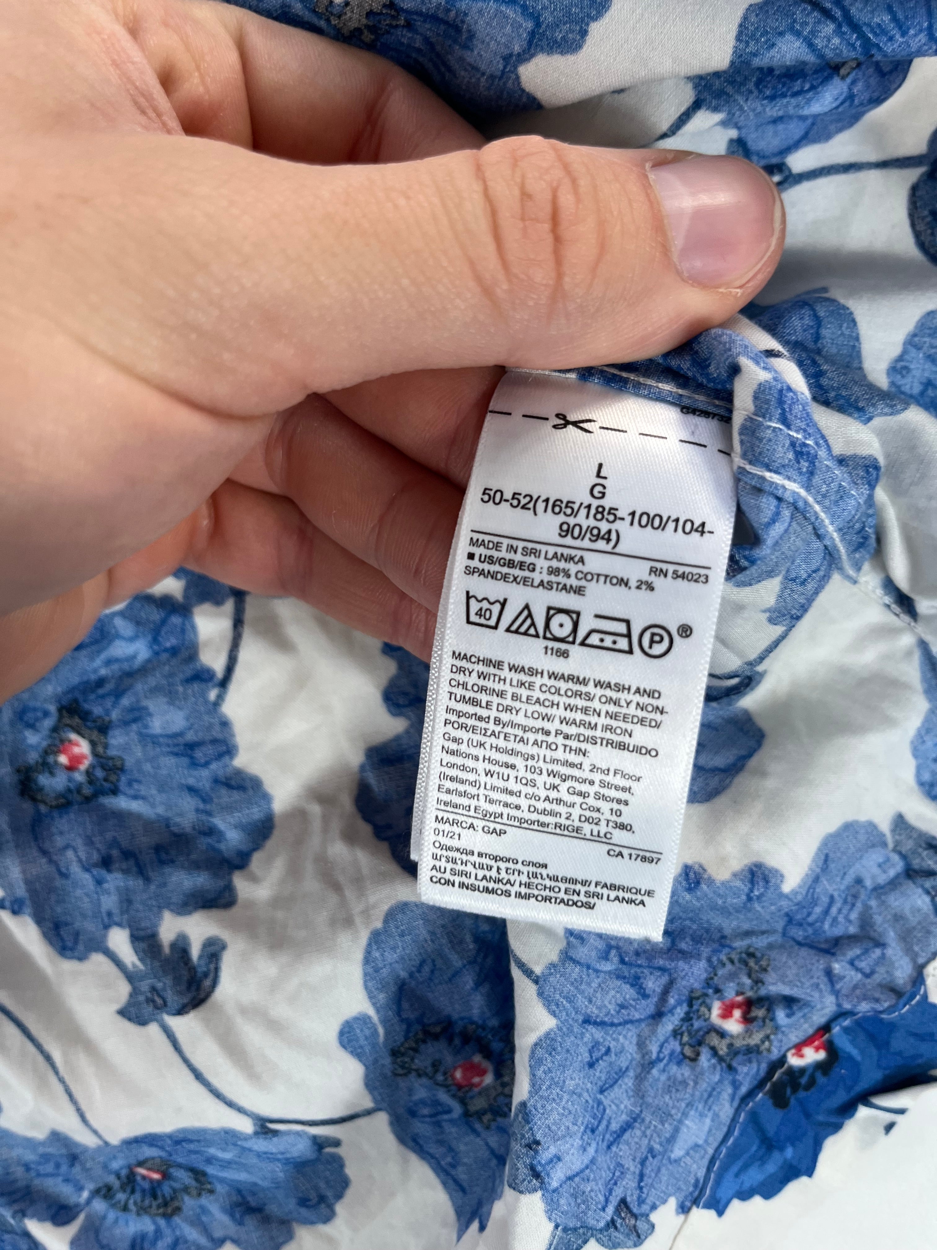 GAP Standard Fit Stretch ing