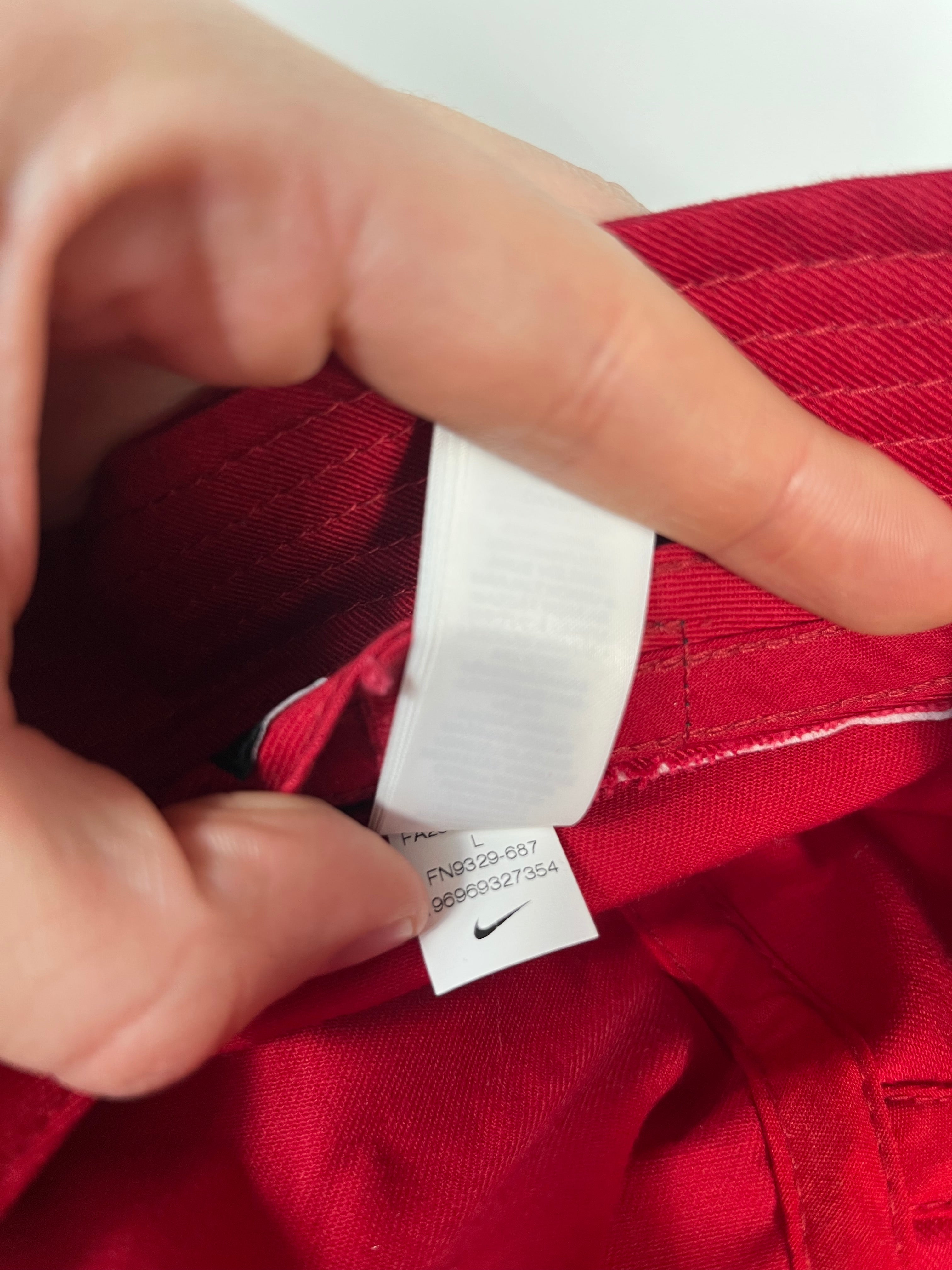 Nike Liverpool halász sapka