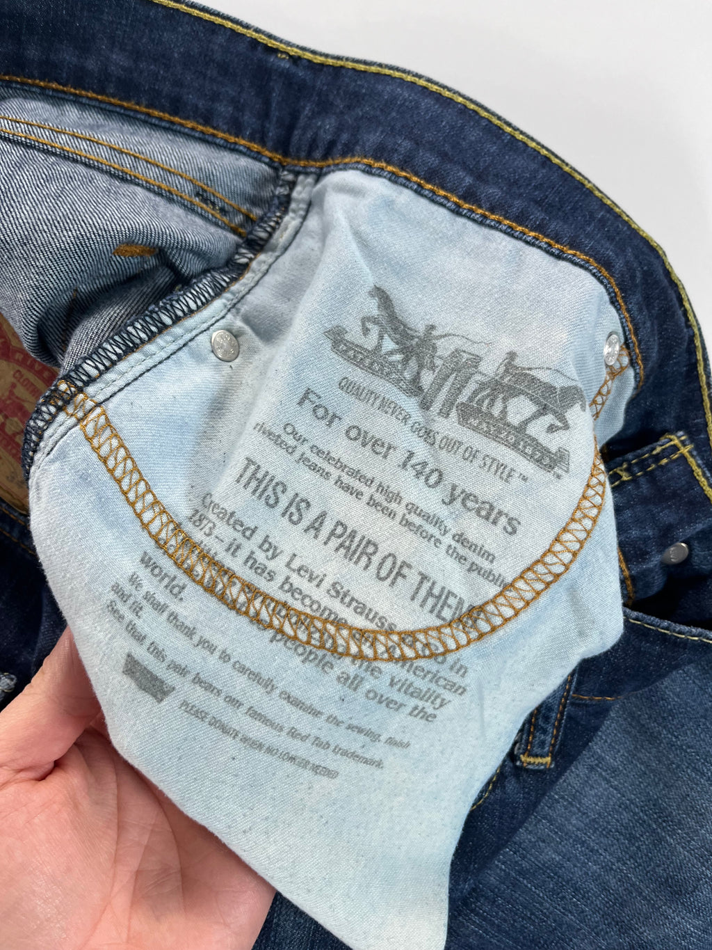 Levi's 504 W32 L34 farmernadrág