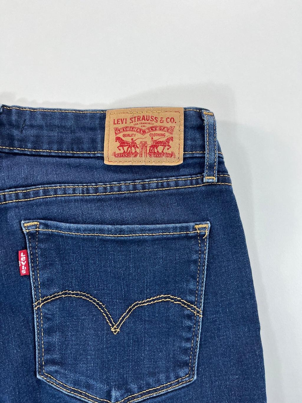 Levi's 711 Skinny 29 farmernadrág