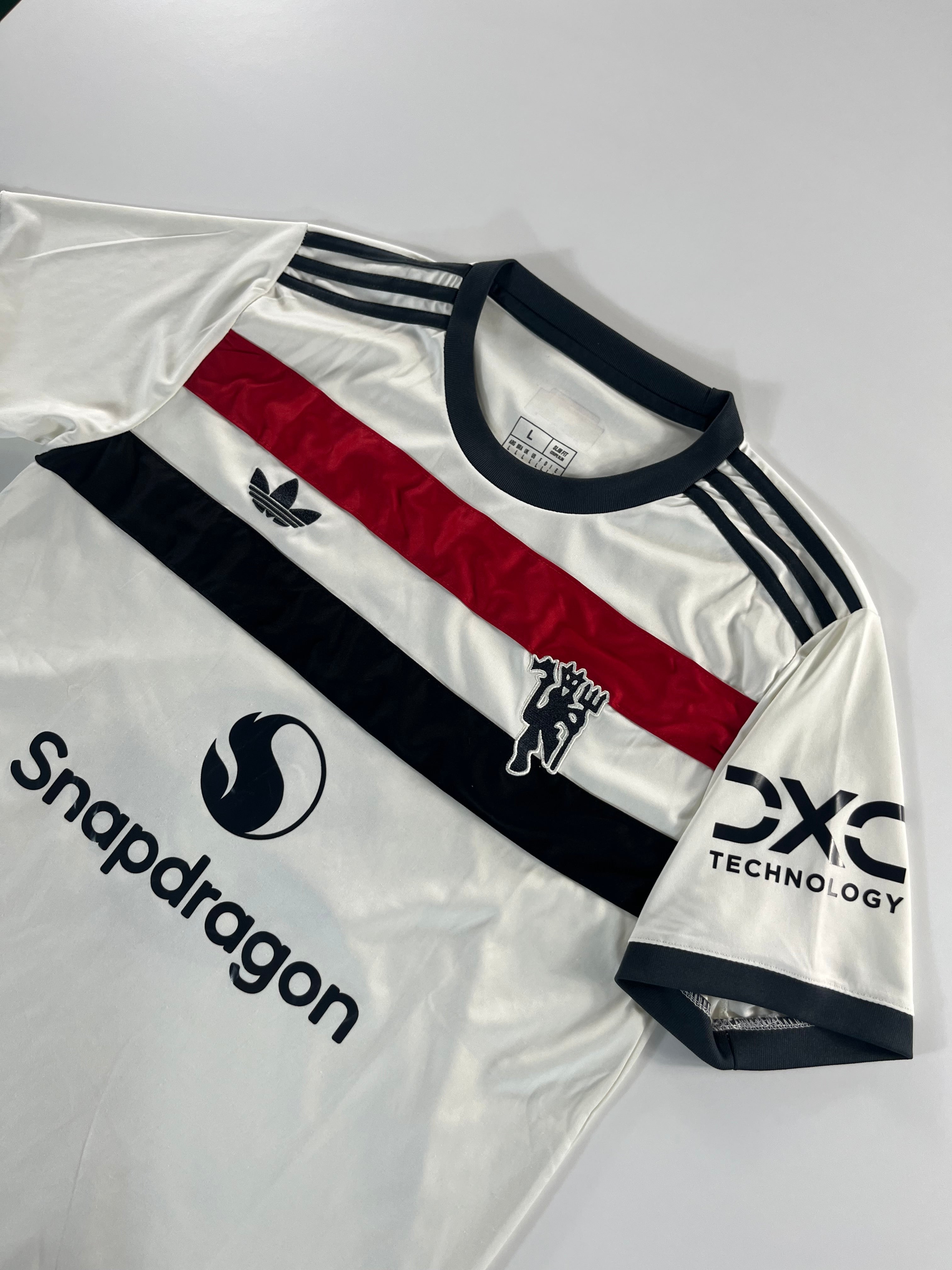 Adidas Manchester United 2024-2025 alternatív mez